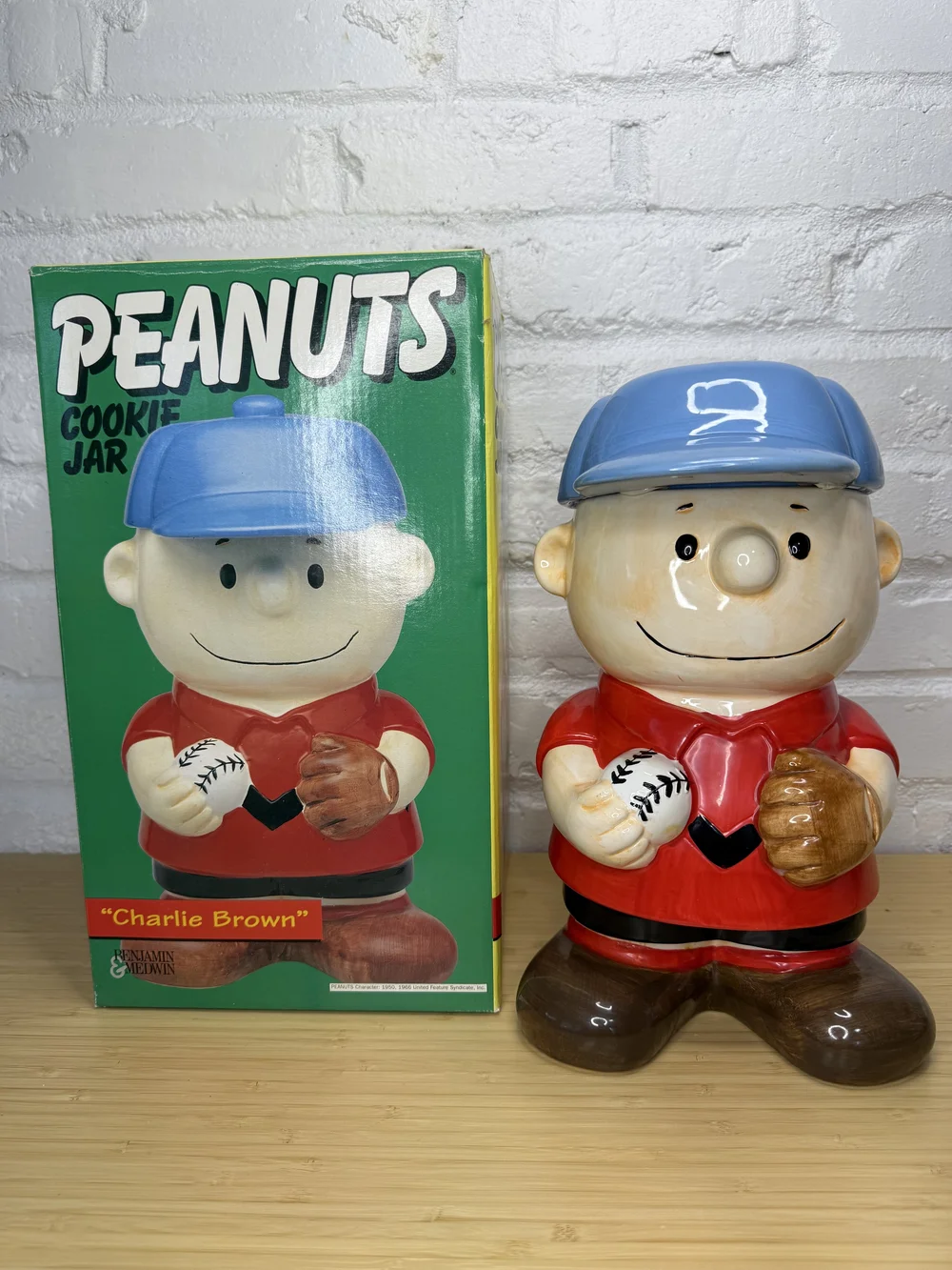 Charlie Brown Baseball Cookie Jar by Benjamin & Medwin — Selling