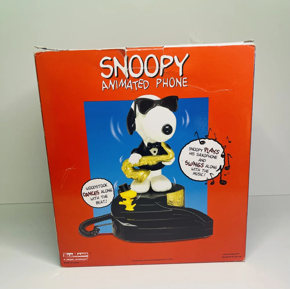 Snoopy Animated Phone — Selling Peanuts