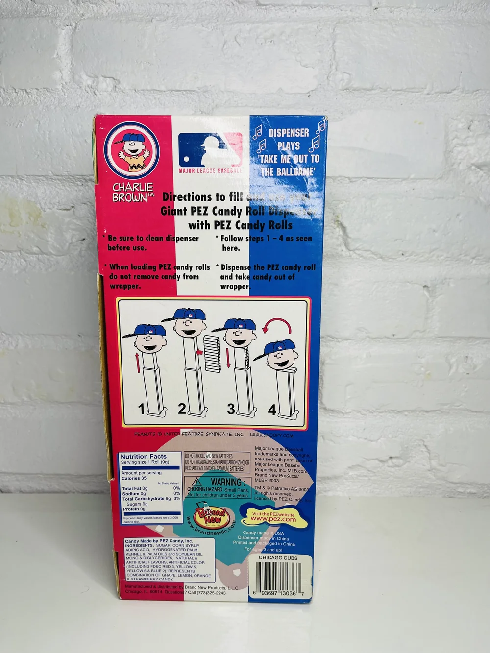 Charlie Brown Chicago Cubs Baseball Musical Giant PEZ Dispenser