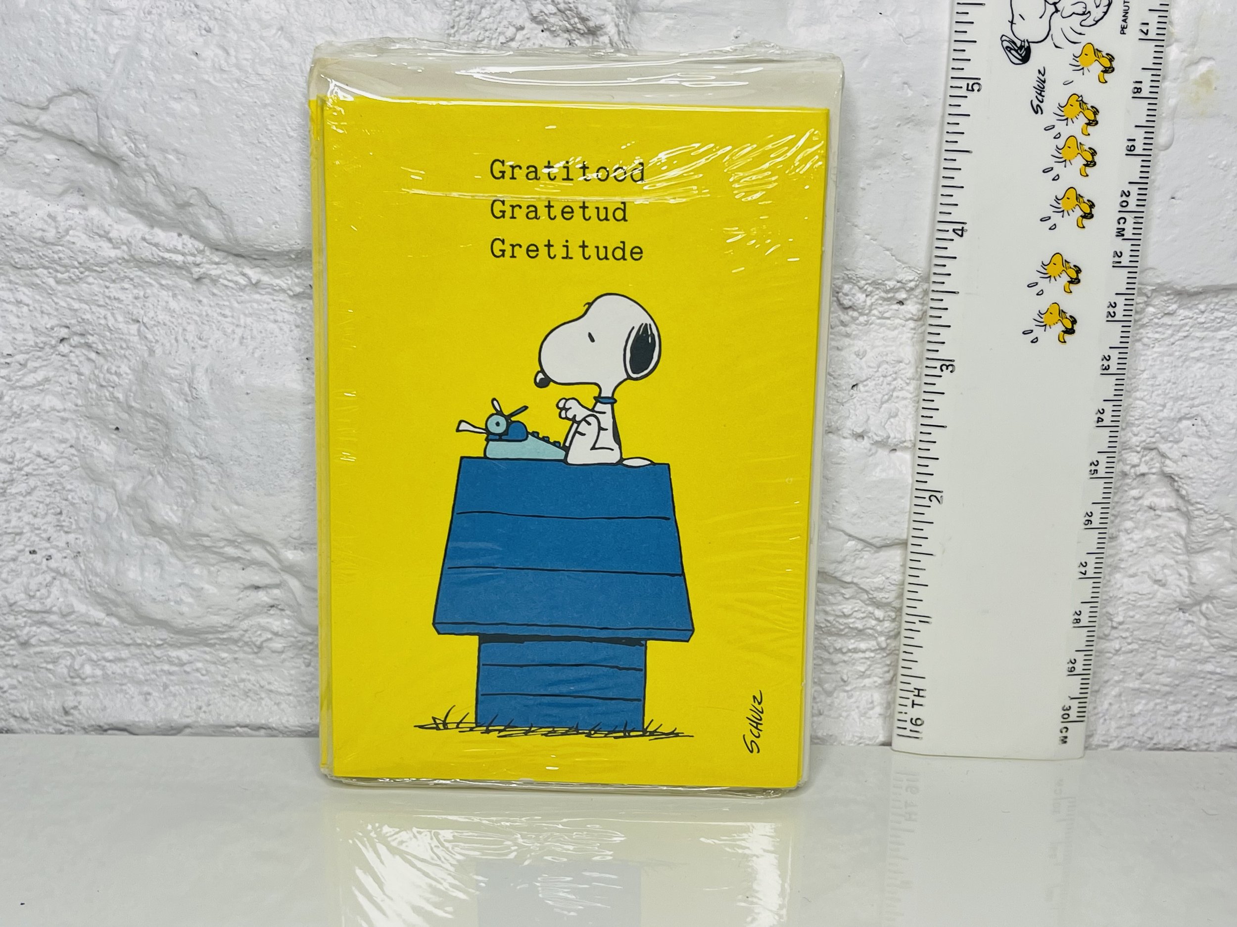 Schmid Snoopy and Woodstock Ceramic Music Box — Selling Peanuts Schmid Snoopy and Woodstock Ceramic Music Box — Selling Peanuts