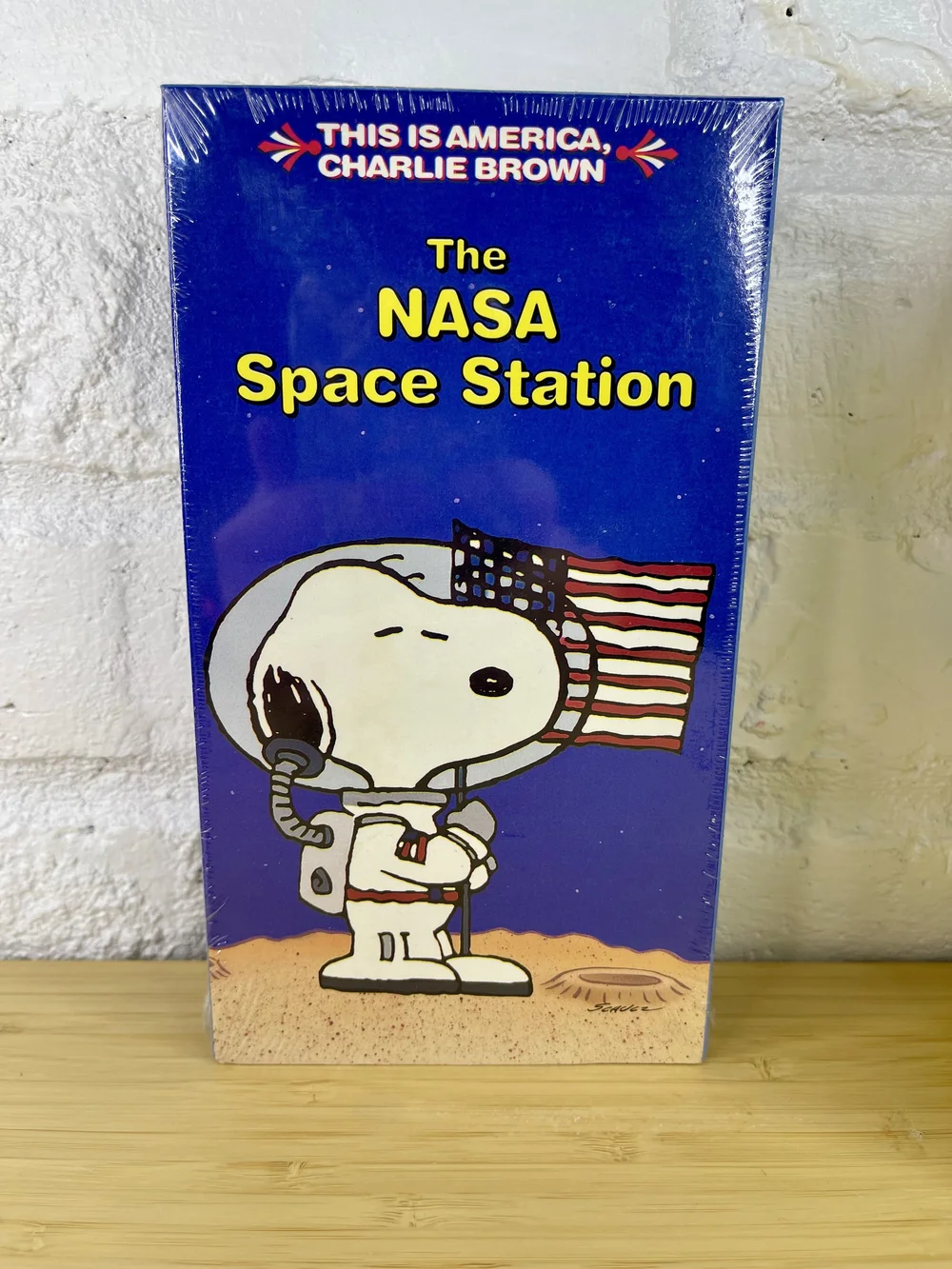 (未使用･未開封品)Peanuts: Birth Constitution Charlie Brown [VHS] その他 Peanuts: Birth Constitution Charlie Brown [VHS