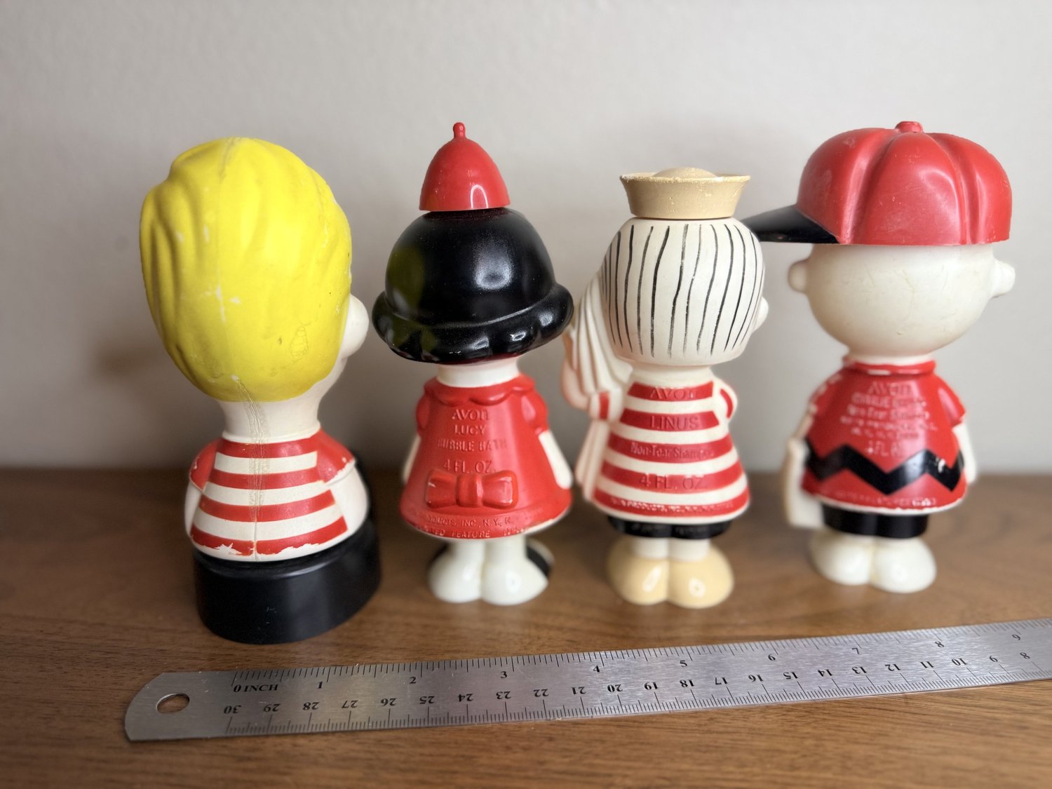 Lot of AVON Peanuts Soap Containers Linus, Lucy, Charlie and