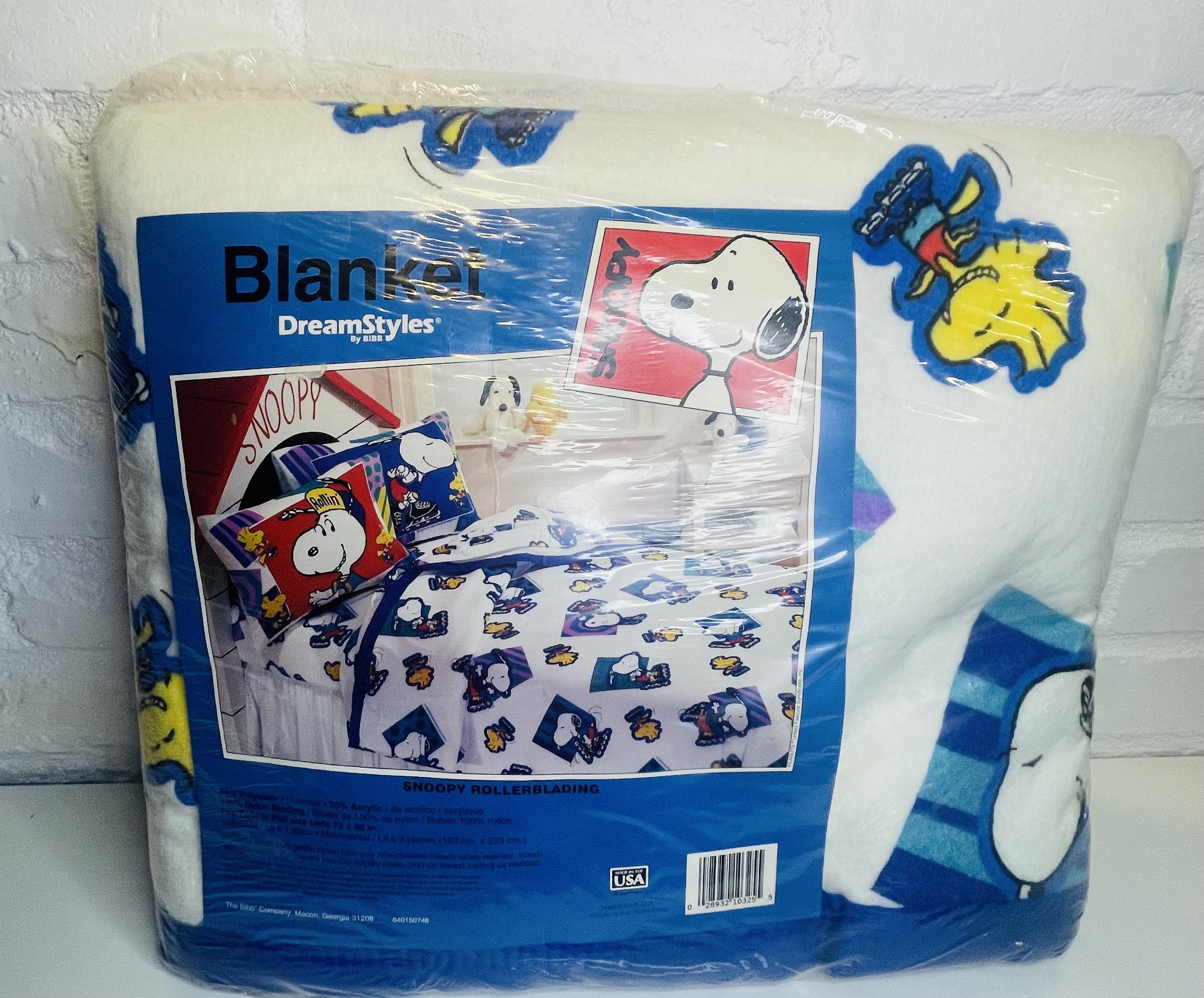 Dream Styles Snoopy Roller Blading Blanket New in Package