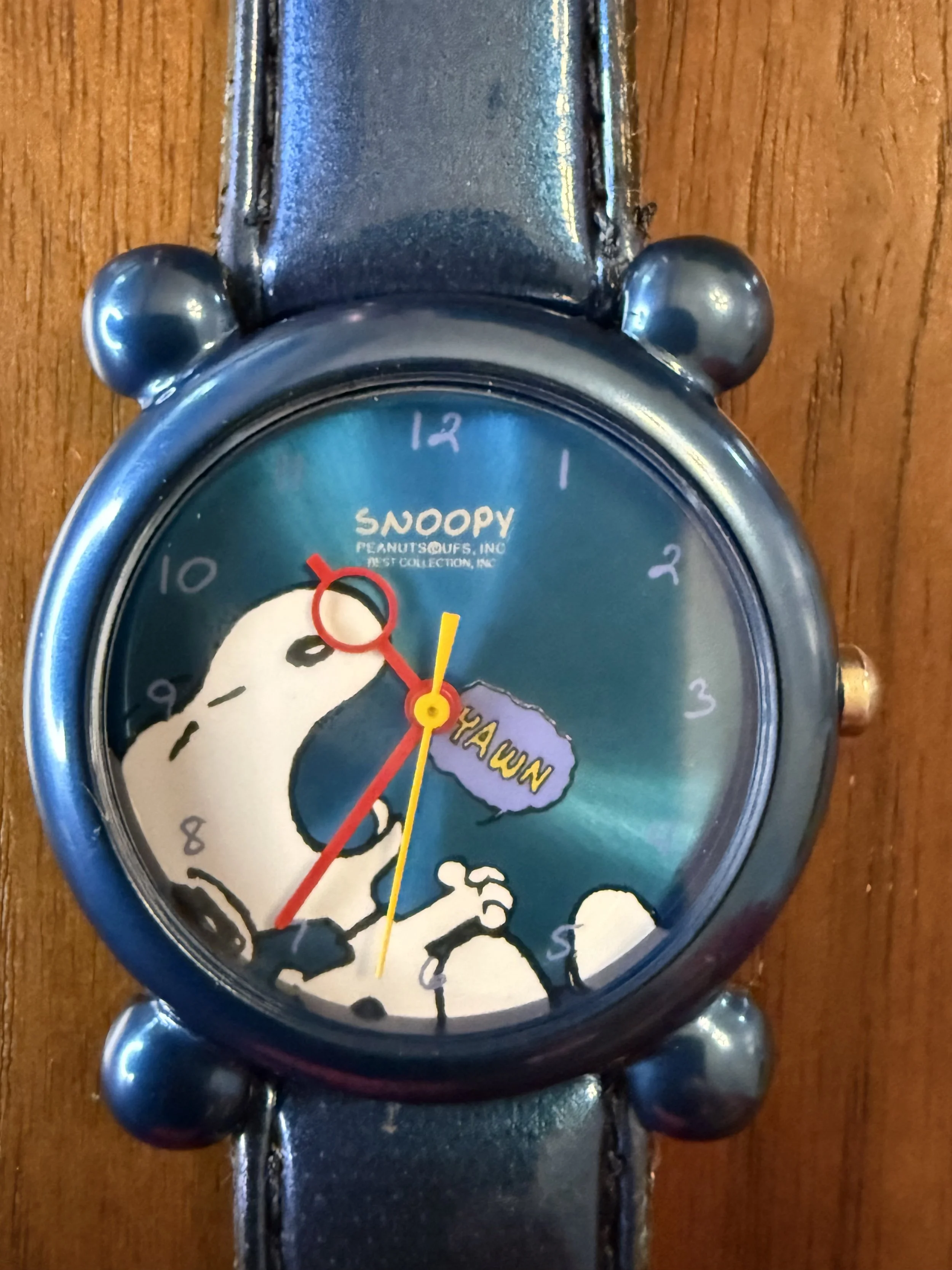 ARMITRON×SNOOPY アーミトロン スヌーピー ダイバーズ腕時計 Armitron x Peanuts: Dressed to the Nines | 24mm, Peanuts