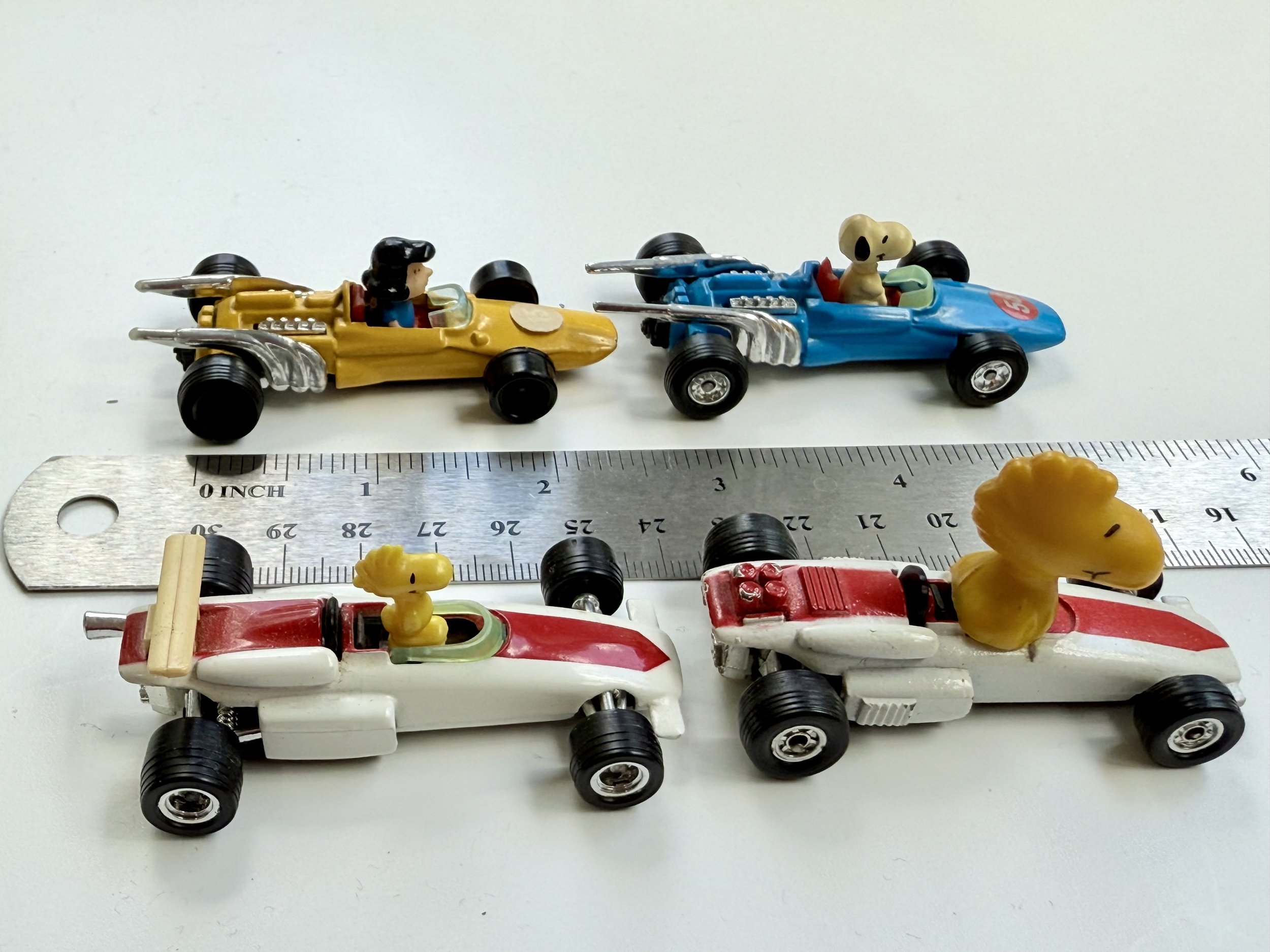 Aviva Peanuts Snoopy Lucy and Woodstock Race Cars