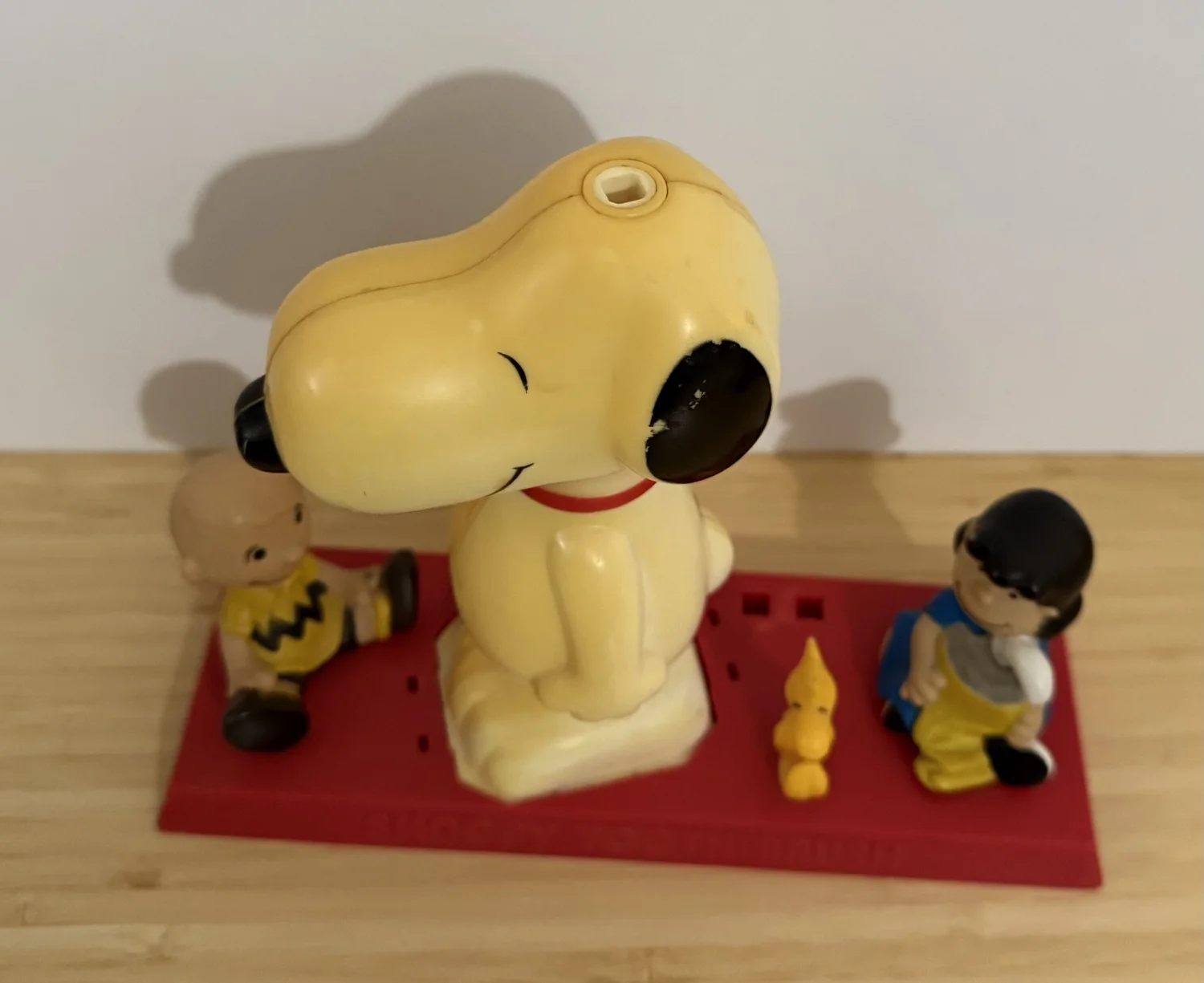 Snoopy Toothbrush Holder with Lucy and Charlie — Selling Peanuts