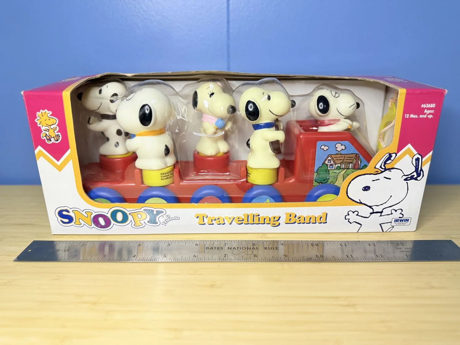 Peanuts Traveling Band Pull Toy - Daisy Hill Puppy Farm Reunion