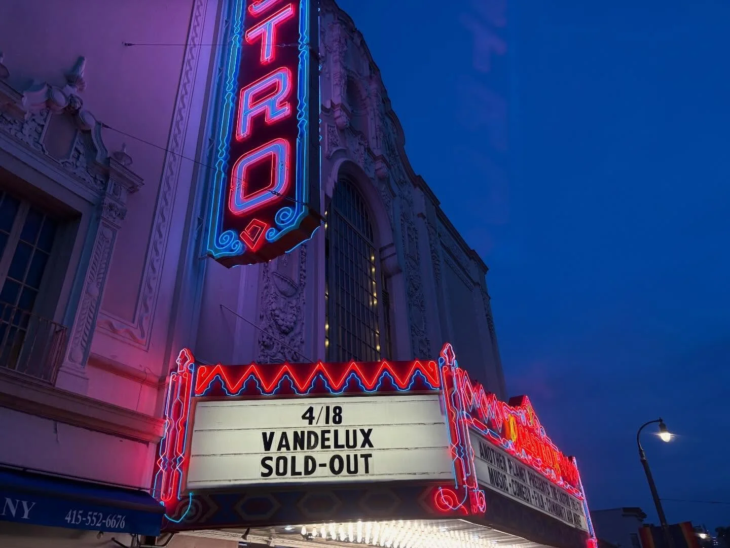 Finally got to @thecastro_sf last night for @vandeluxmusic show! What an incredible venue this is, just the right size for an energetic, intimate night of great music. 

I helped @apeconcerts acquire the new Type 90 liquor license for a Music Venue&h