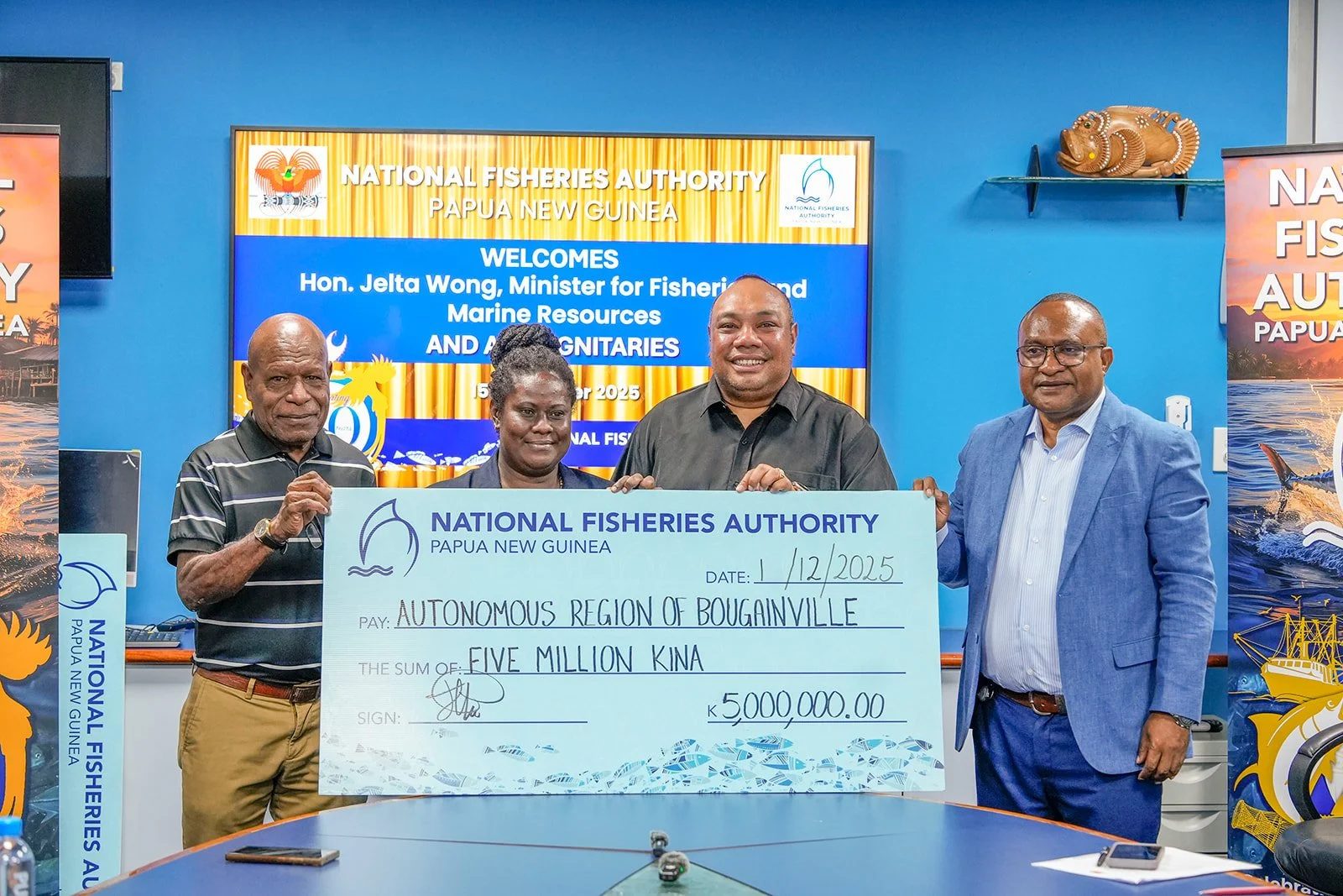 Bougainville Cheque Presentation_15.jpg