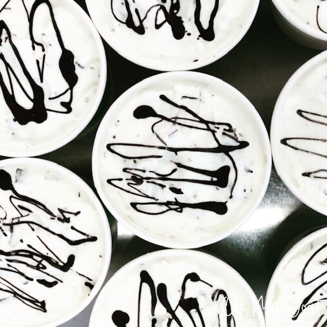 Stracciatella - our naked base with fine chocolate strands mixed through. Smooth, creamy gelato with the crunch of chocolate in every mouthful. 

Our version of Vienetta but not as uniform and perfect looking as our gelato is made and potted by hand,