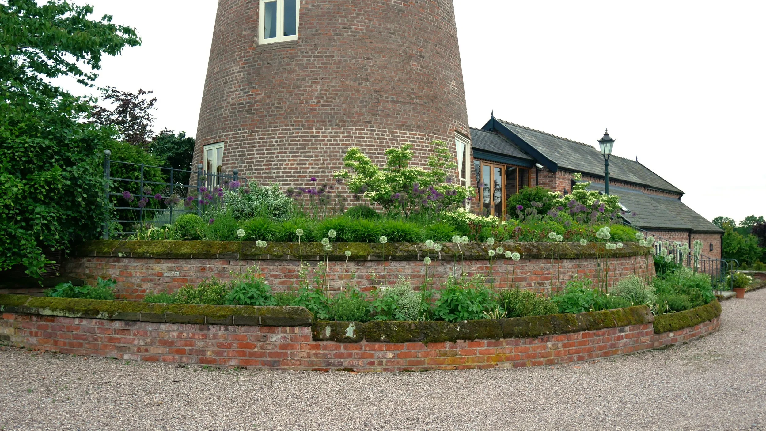 cheshire_windmill_Garden_design_cheshire_Jane_Houghton.JPG