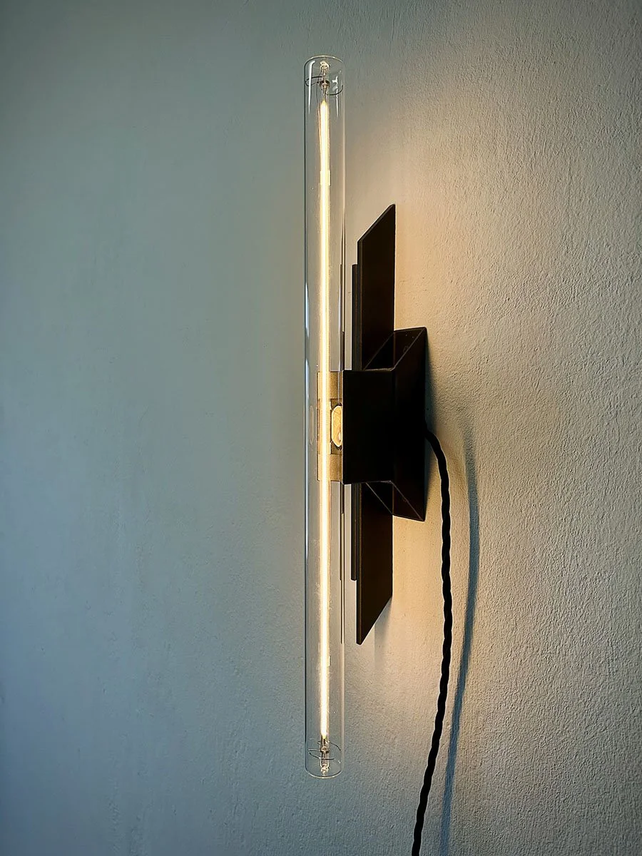 DS17-side3W.jpg