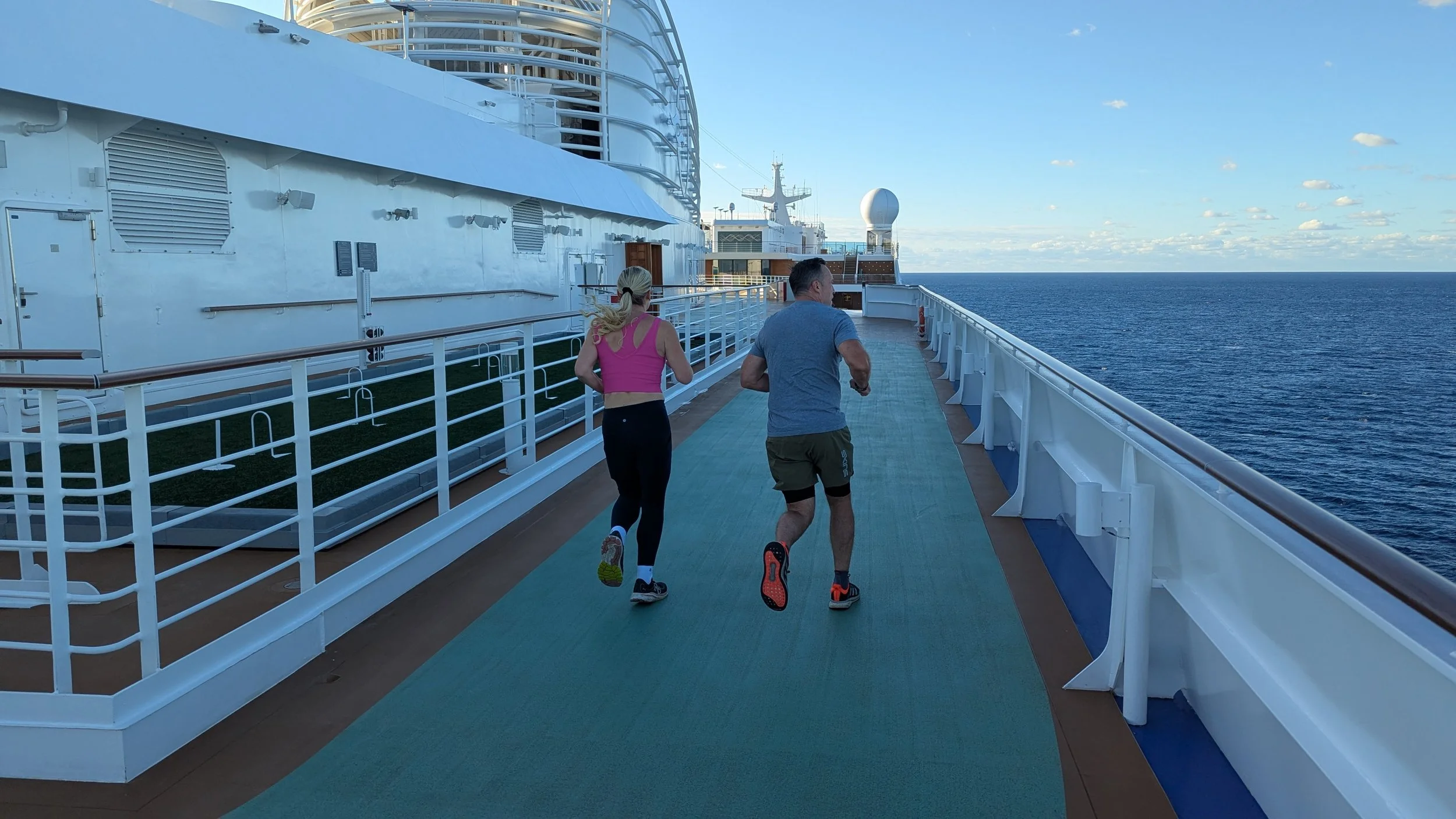 oceaniaallurajoggingtrack.jpg