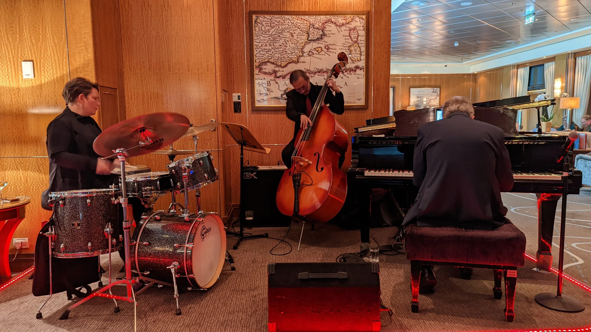 Musicians on Queen Mary 2