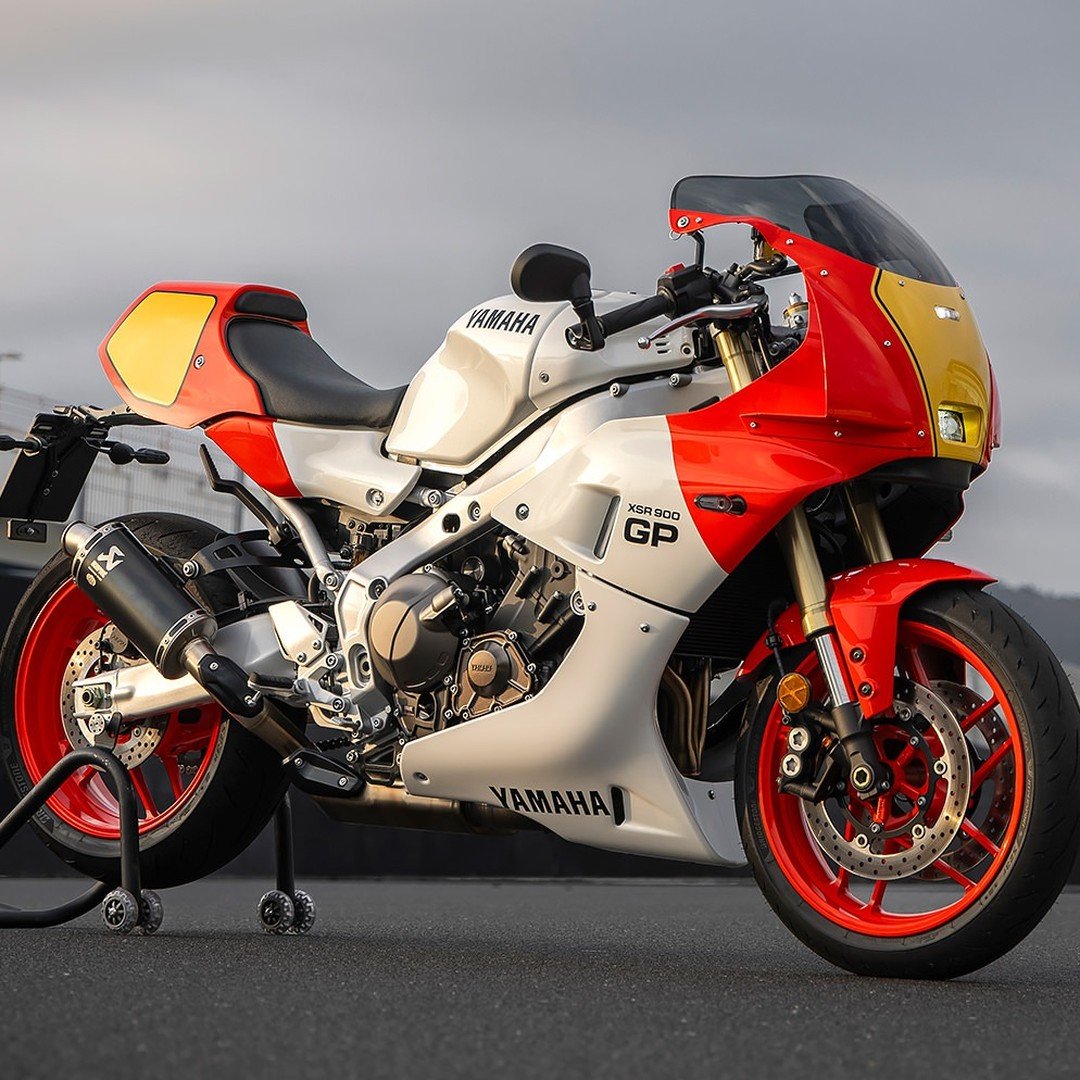 Okay, who is going to bring one of these to the track? More importantly, who is going to bring one and let us ride it?!?

No, we're not getting paid by Yamaha, but geez, just look at it . . .