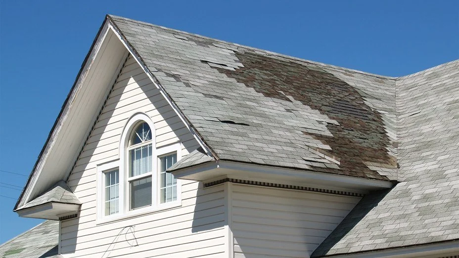 Can You Sell a Home With a Bad Roof in Michigan?