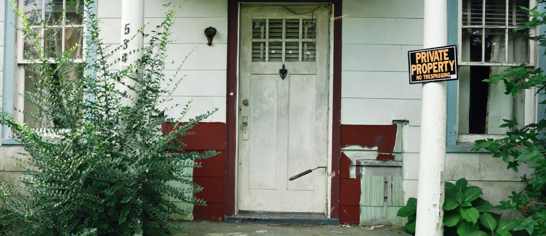 How to Sell a House With Squatters in Oregon