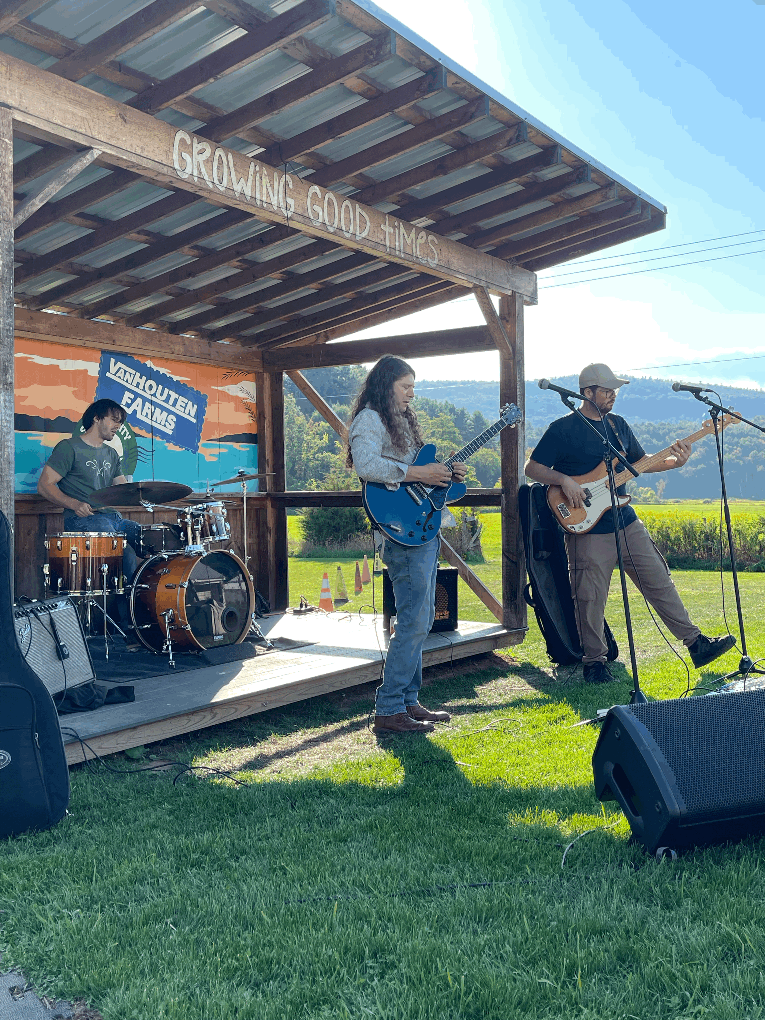 Valentine's Day with FAR Trio