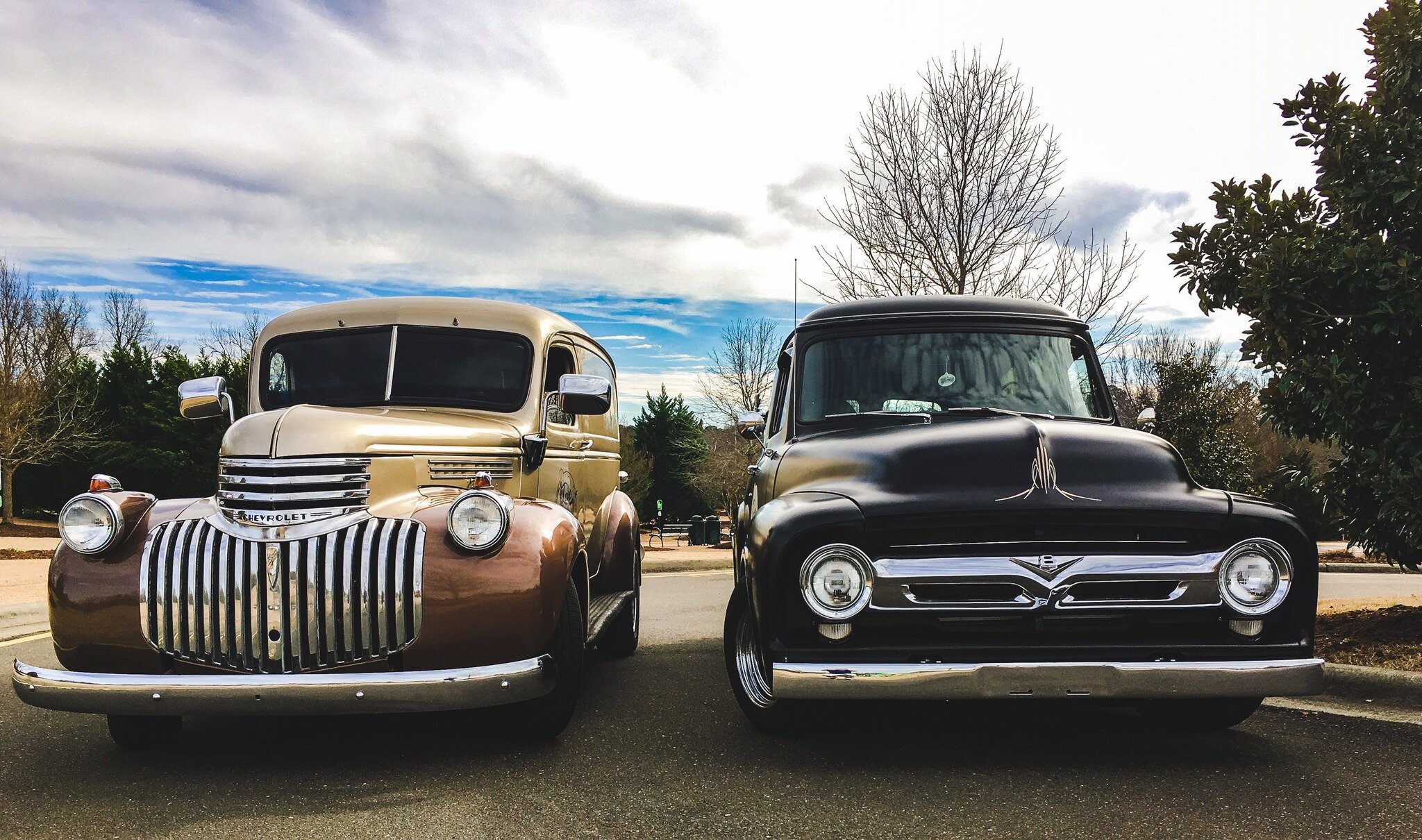 Attention future brides and grooms... Come check out Ramona, our '46 Chevy and Mo, our '54 Ford, this Saturday, January 7. Both will be serving samples at the Forever Bridal Wedding Show from 10am-5pm. If you have not gotten your tickets, then visit 
