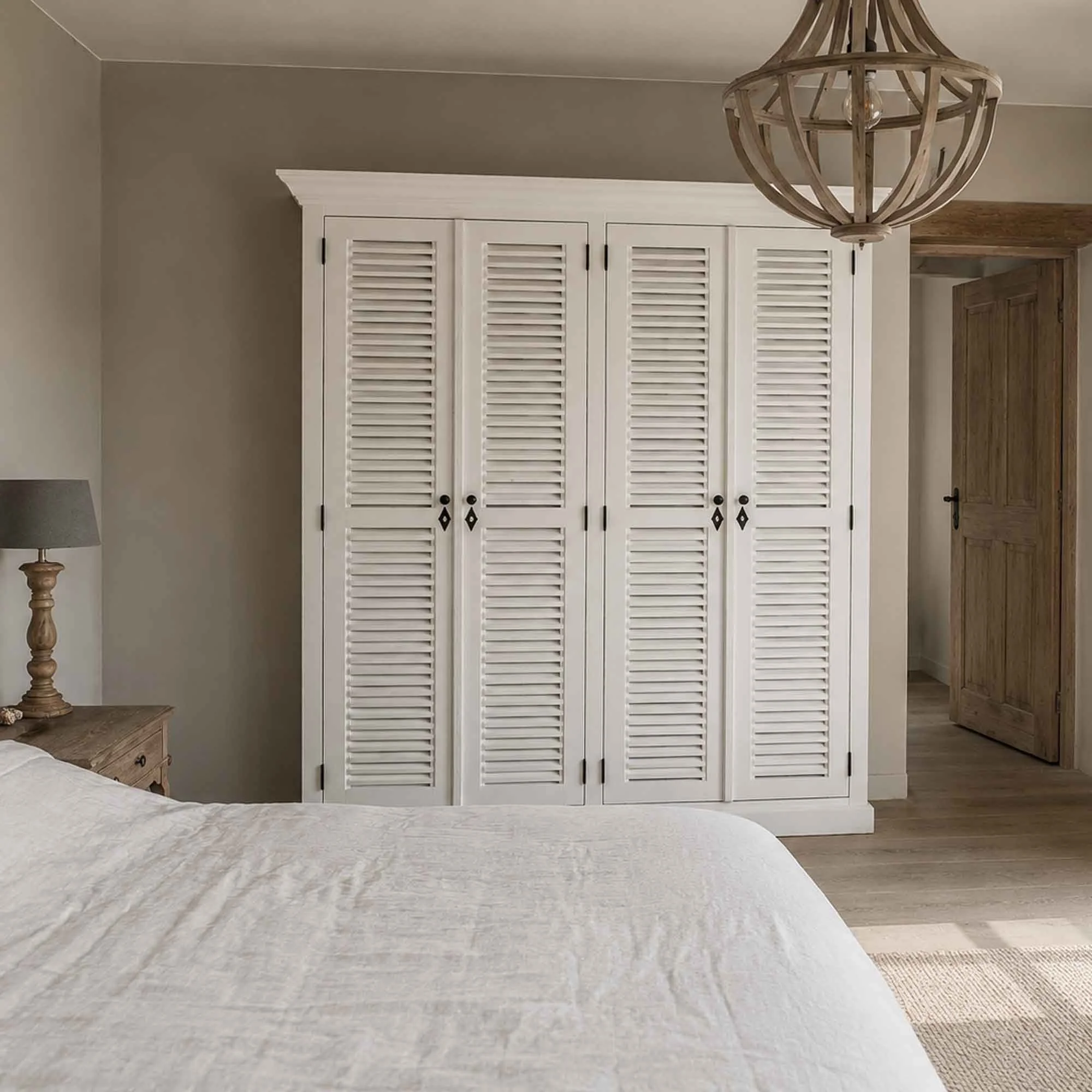 Schrank Madeleine von Charme de Provence 