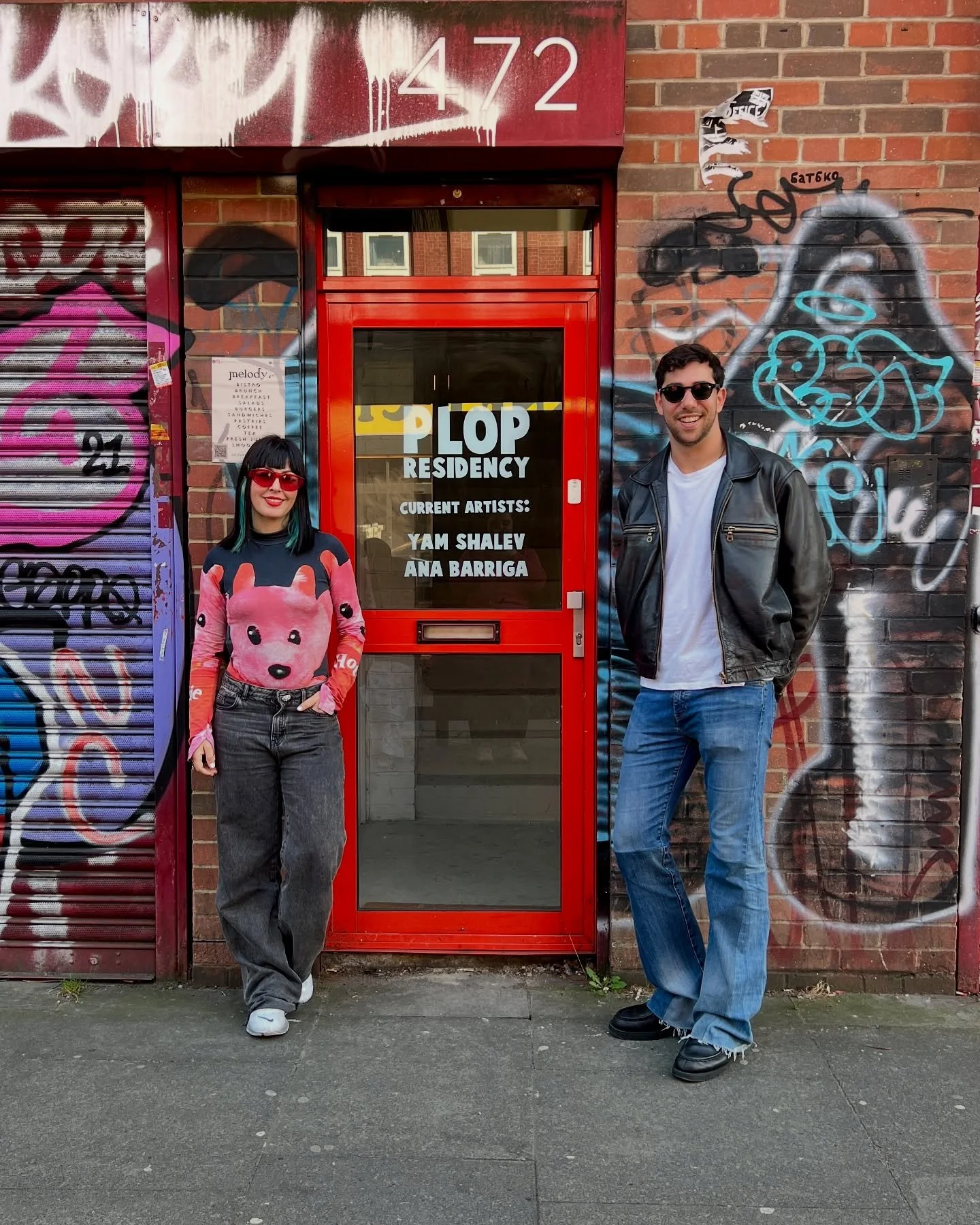 Welcome to PLOP @yam.shalev and @anabarrigaoliva 🕶️ 

#plop #residency #eastlondon #londonart