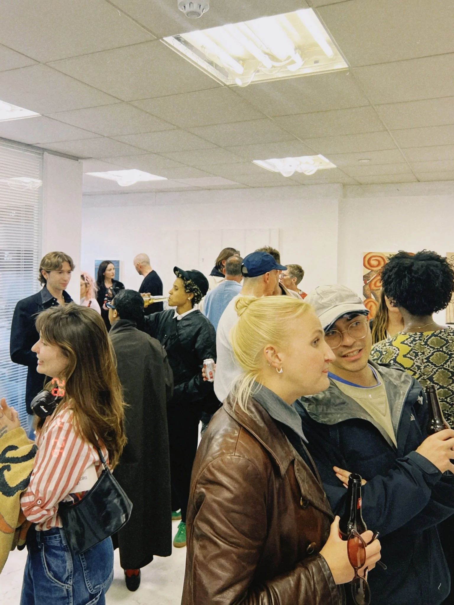 Amazing PLOP Open Studios to celebrate @allyraepeeples @kevin__sabo and @samuelrrichardson ✨ Thank you all for swinging by!

#Plop #London #Residency