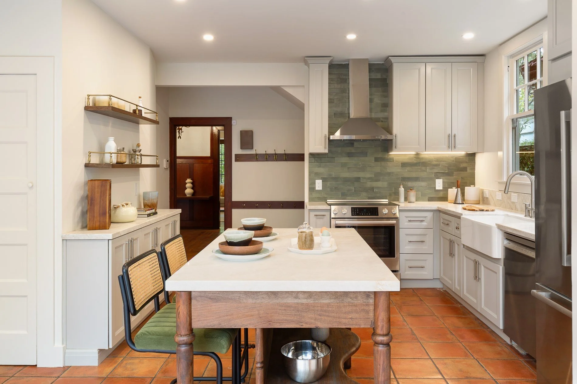 2905_Piedmont_Ave 05.jpg