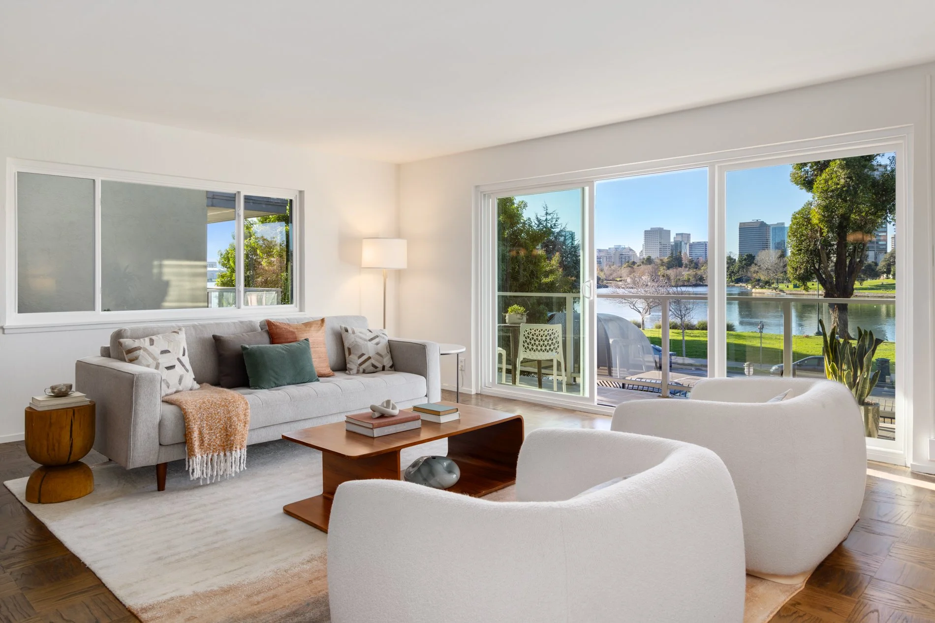 2324 Lakeshore Ave #1