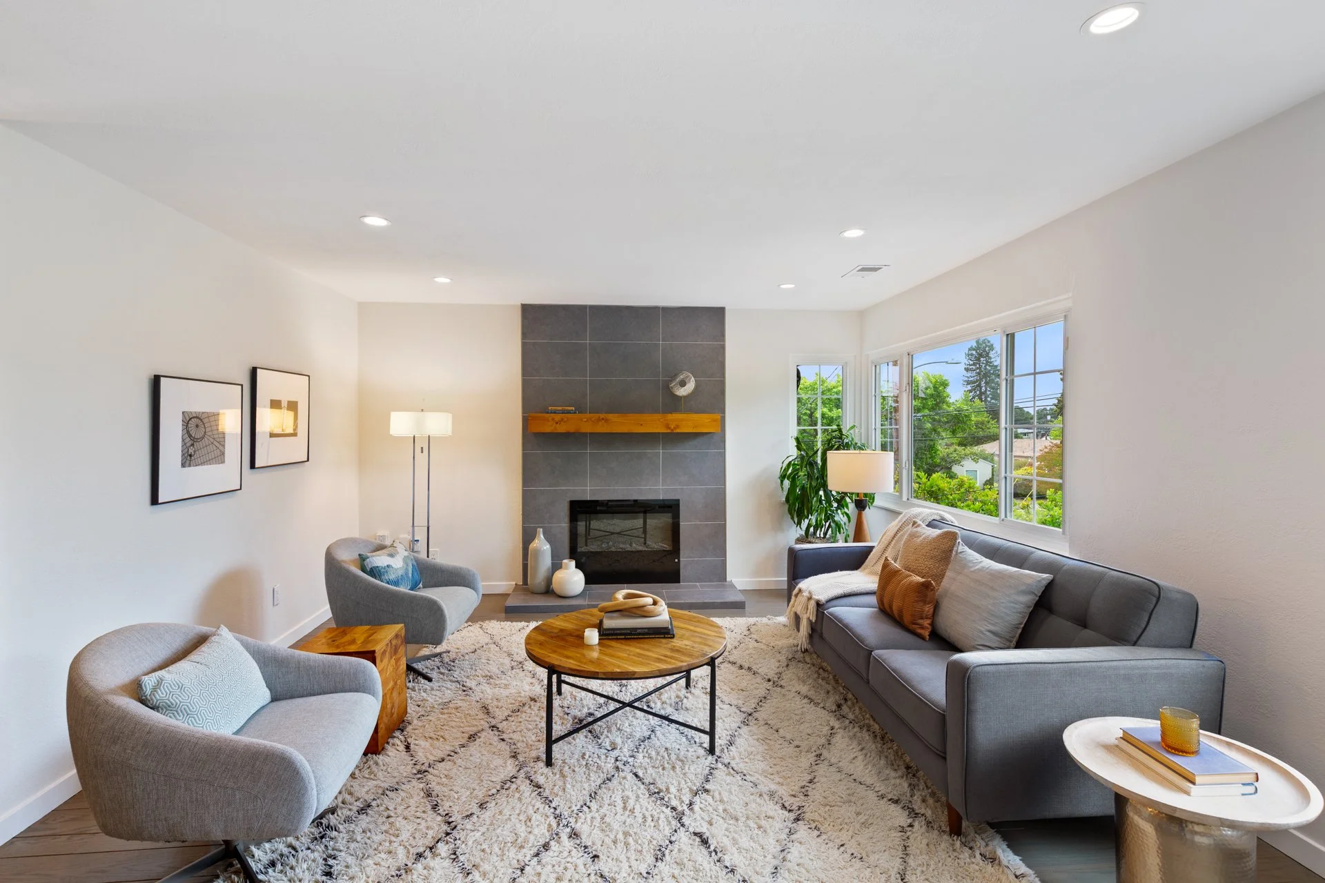 4086_Laguna_Ave_Oakland_CA_94602_Web_MLS_72ppi_06.jpg