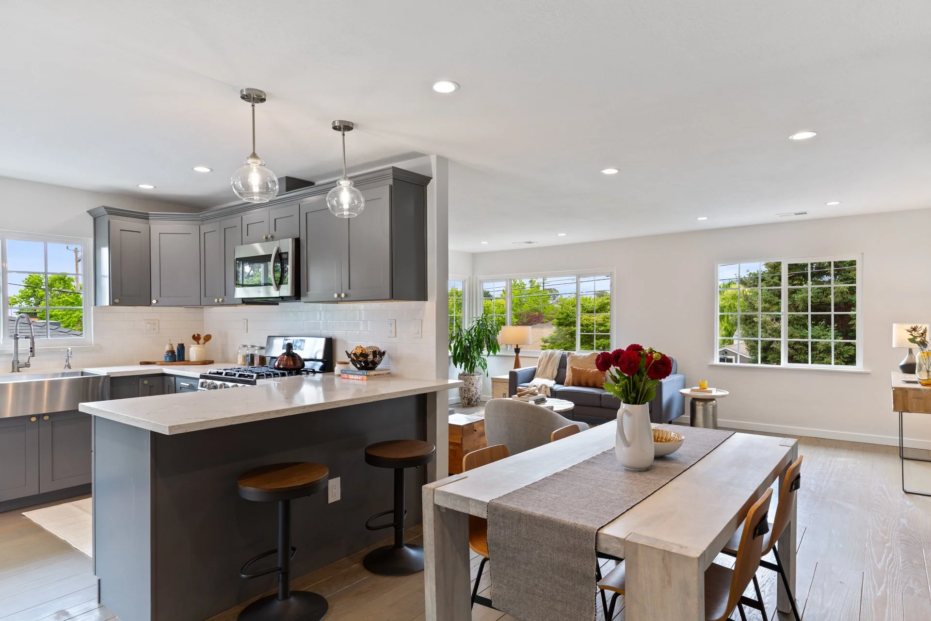 4086_Laguna_Ave_Oakland_CA_94602_Web_MLS_72ppi_11.jpg