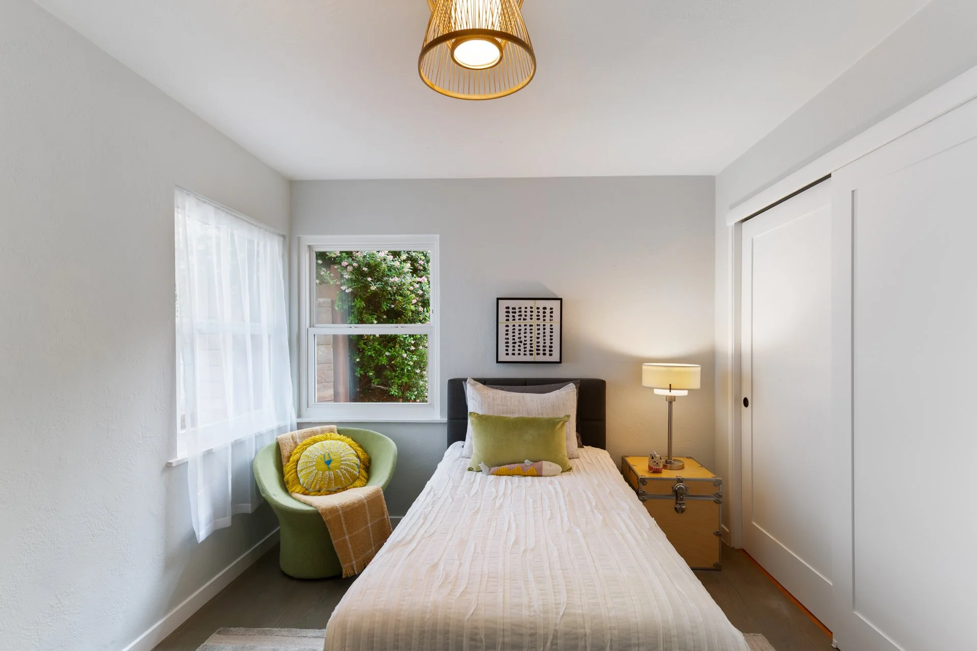 4086_Laguna_Ave_Oakland_CA_94602_Web_MLS_72ppi_35.jpg