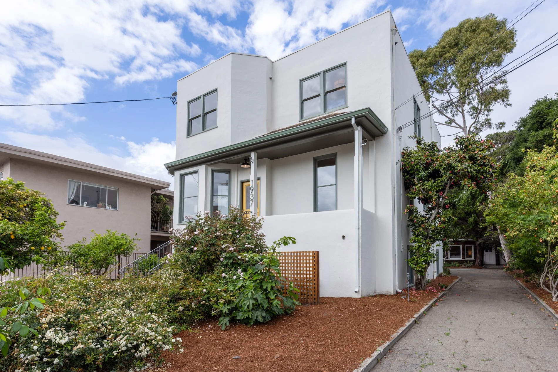 1937_Haste_St_Berkeley_CA_94704_Web_MLS_72ppi_04.jpg