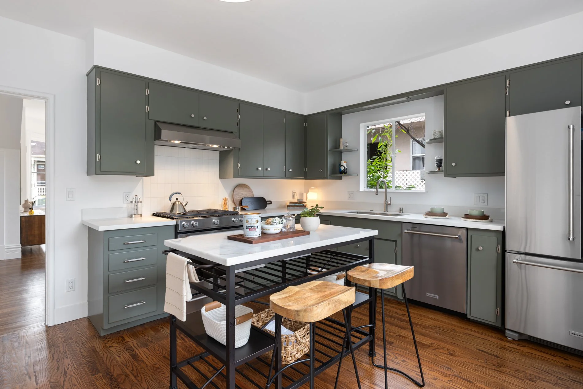 1937_Haste_St_Berkeley_CA_94704_Web_MLS_72ppi_24.jpg
