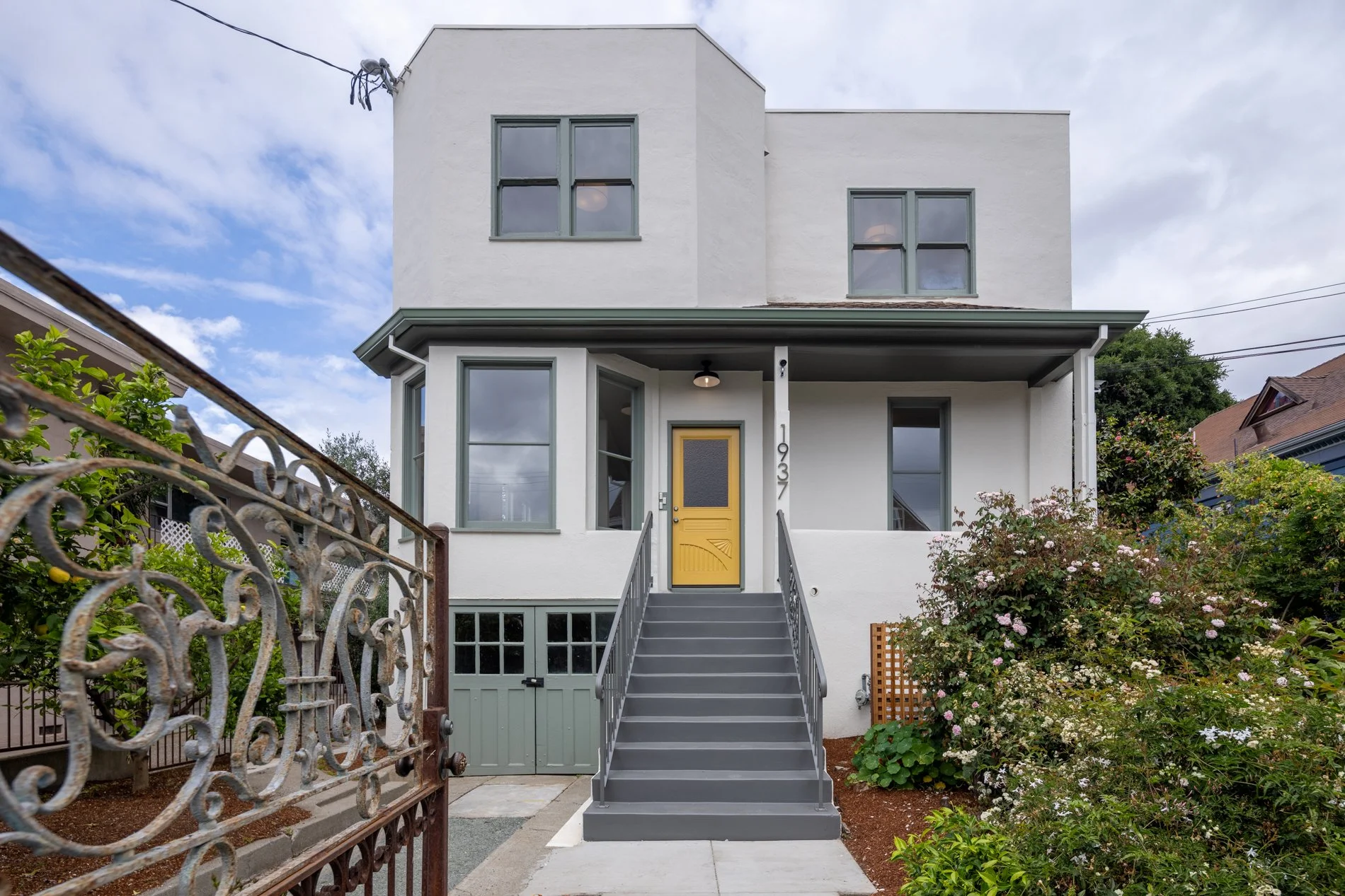 1937 Haste St