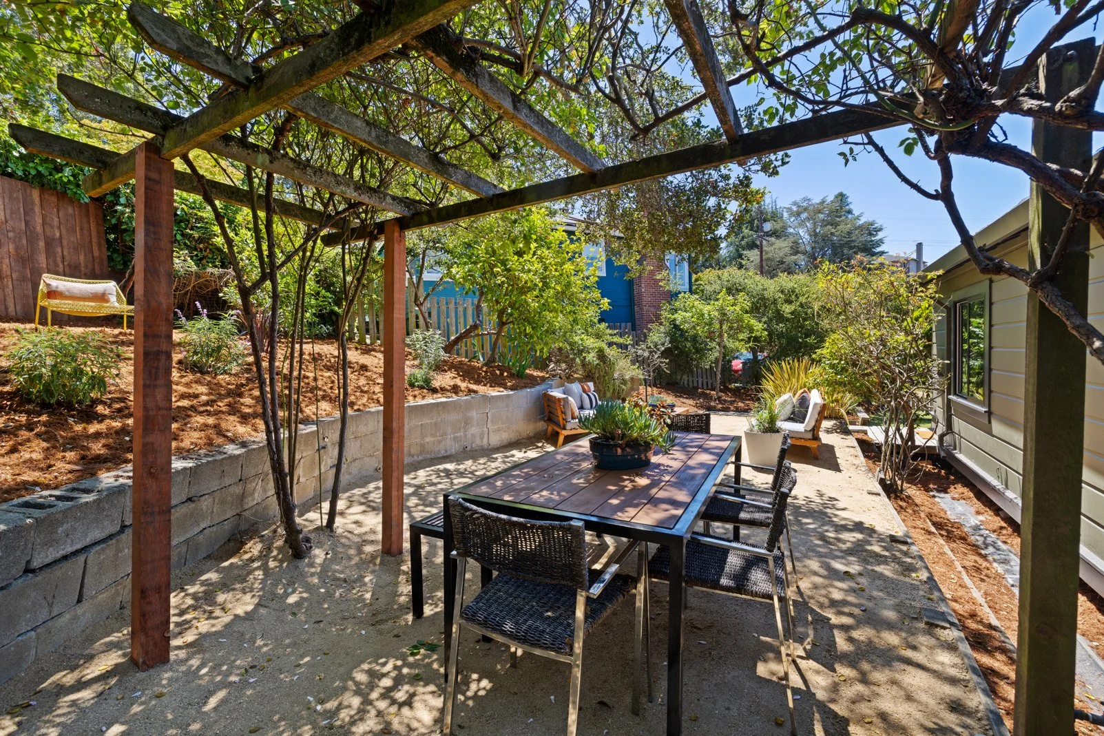 371_Rugby_Ave_Kensington_CA_94708_Web_MLS_72ppi_33.jpg
