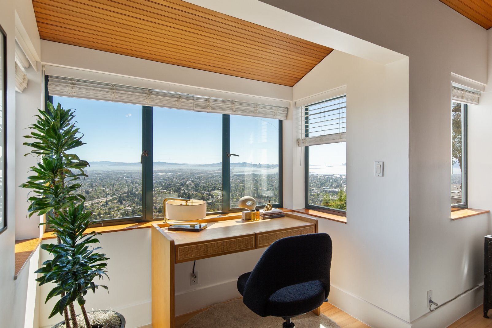 267_Gravatt_Dr_Berkeley_CA_94705_Web_MLS_72ppi_44.jpg
