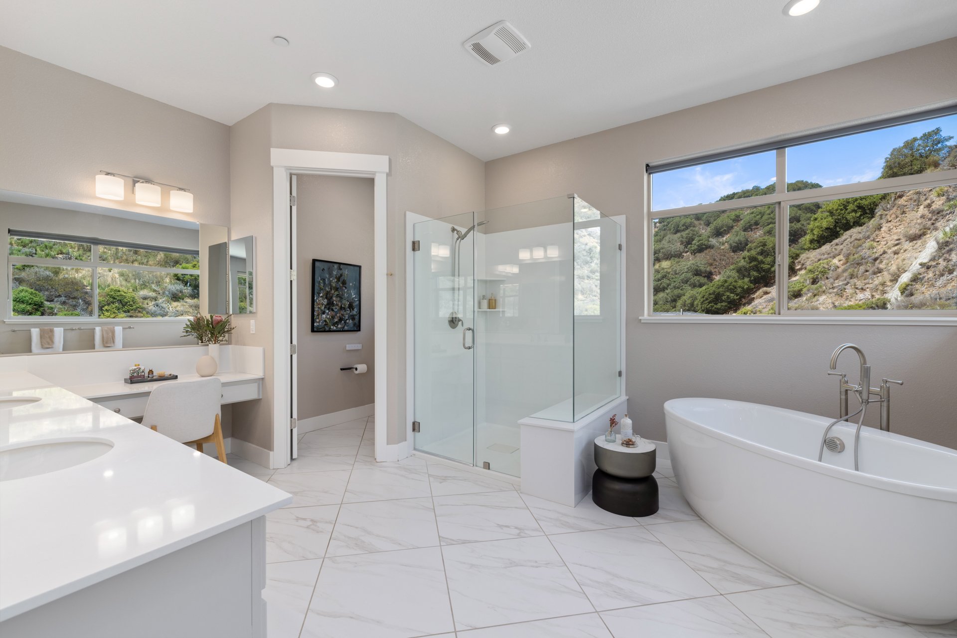 6713_Skyview_Dr_Oakland_CA_94605_Web_MLS_72ppi-49.jpg