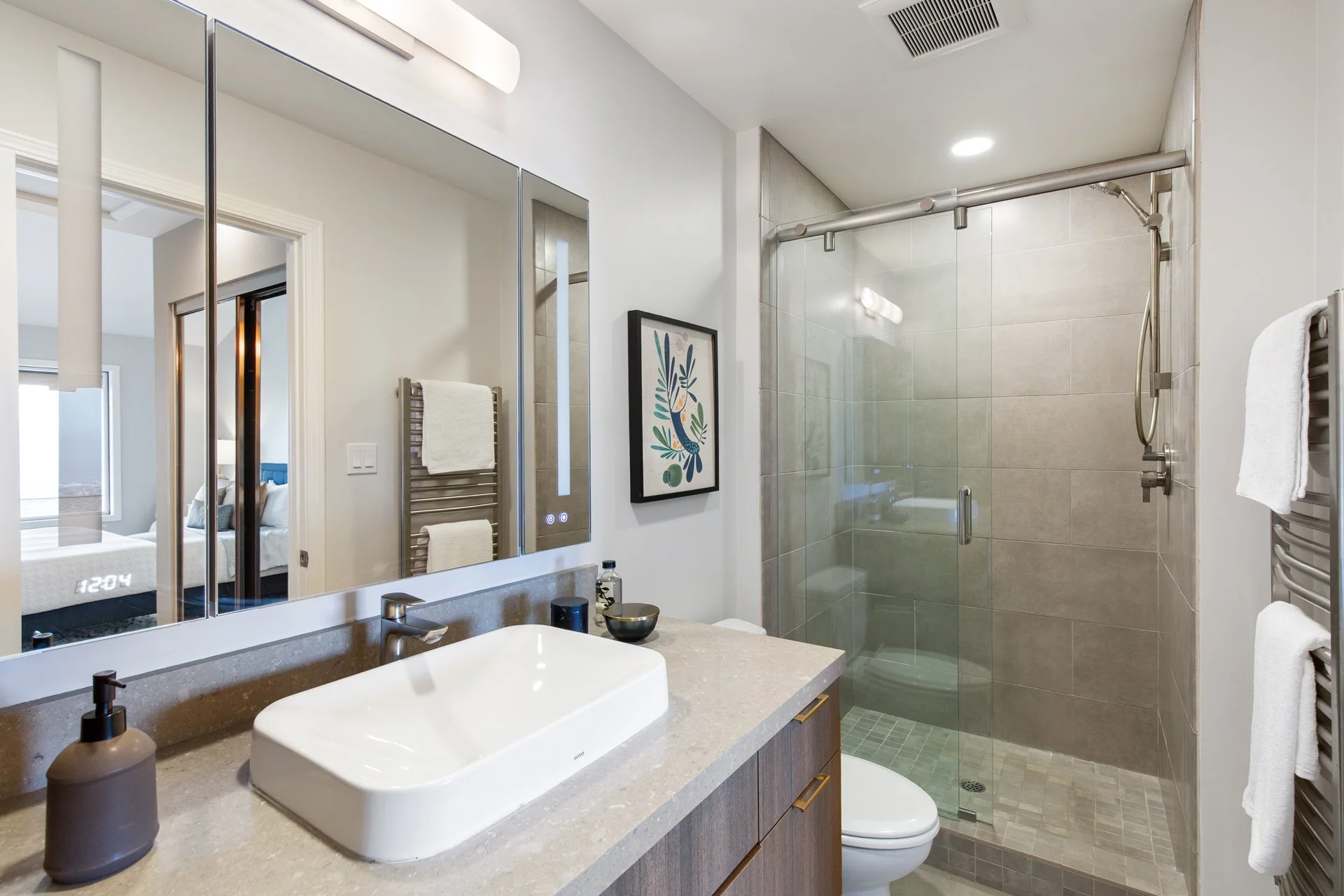 25_Captains_Cove_Oakland_CA_94618_Web_MLS_72ppi-40.jpg