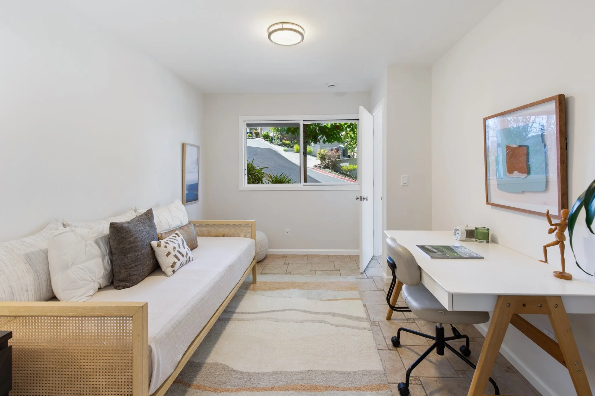 25_Captains_Cove_Oakland_CA_94618_Web_MLS_72ppi-34.jpg