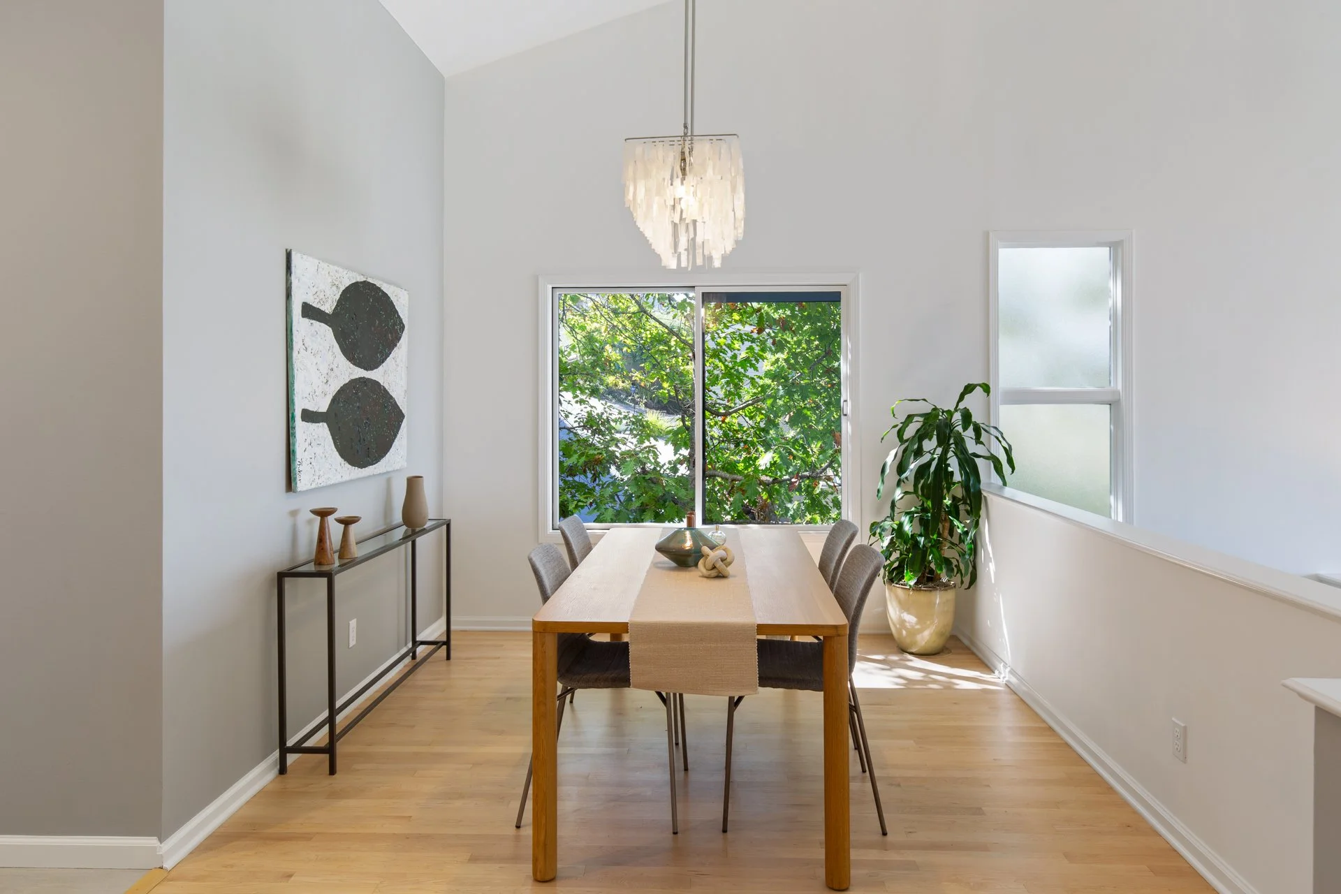 25_Captains_Cove_Oakland_CA_94618_Web_MLS_72ppi-16.jpg