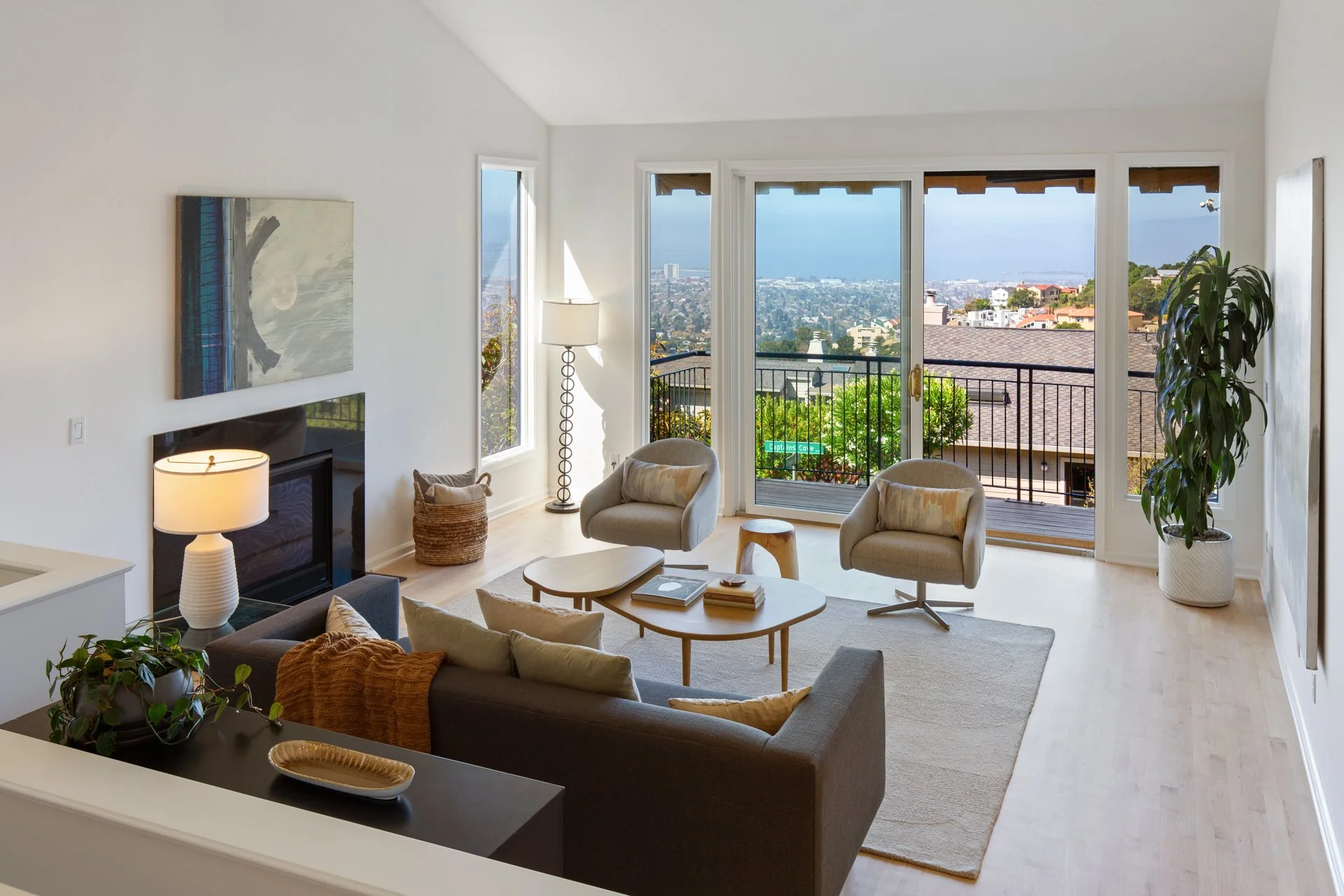 25_Captains_Cove_Oakland_CA_94618_Web_MLS_72ppi-15.jpg