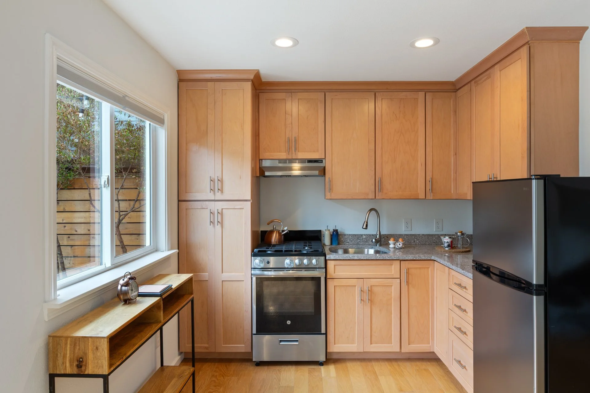 1048_Kains_Ave_Albany_CA_94706_Web_MLS_72ppi-56.jpg