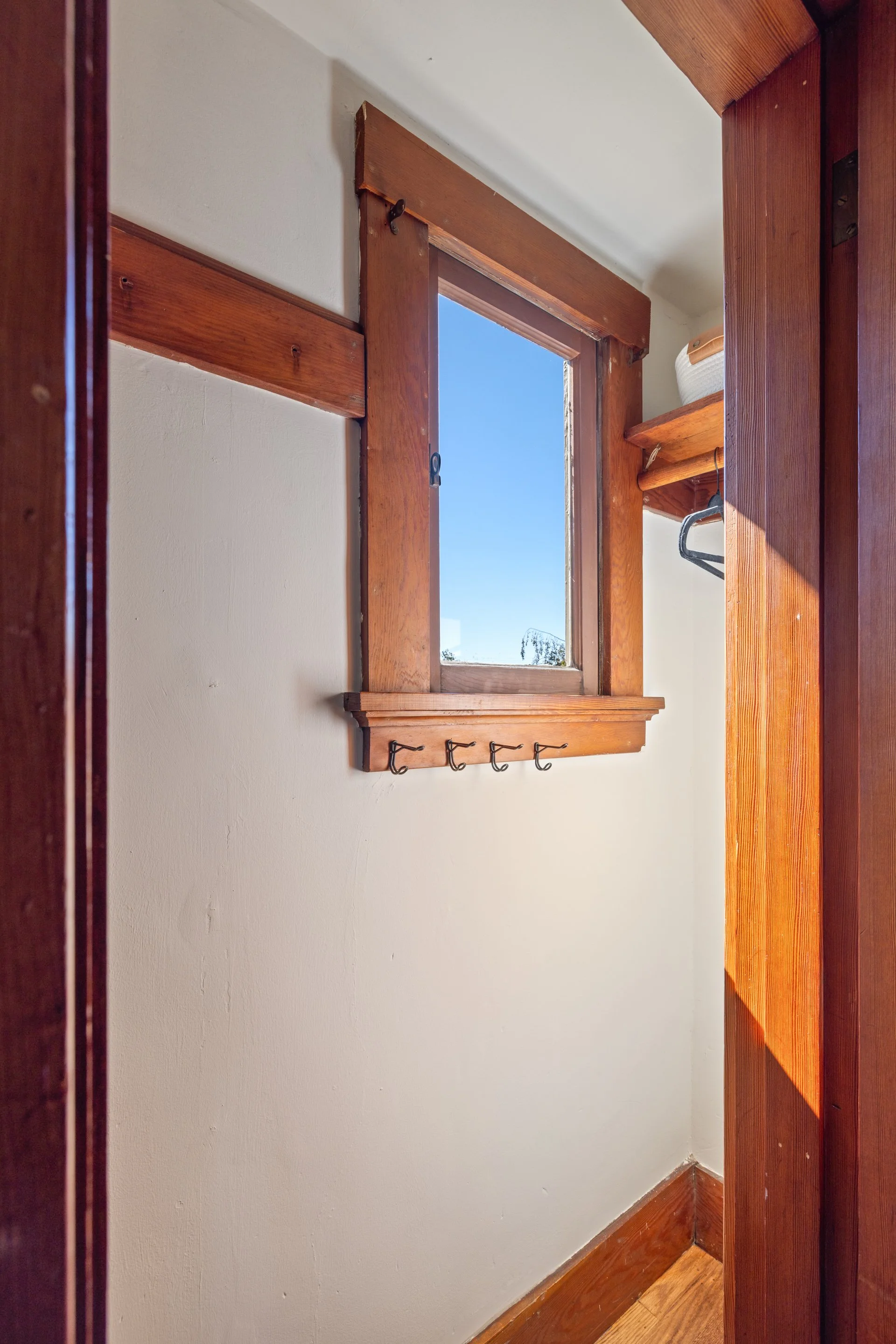 2705_Walker_St_Berkeley_CA_94705_Web_MLS_72ppi-25.jpg
