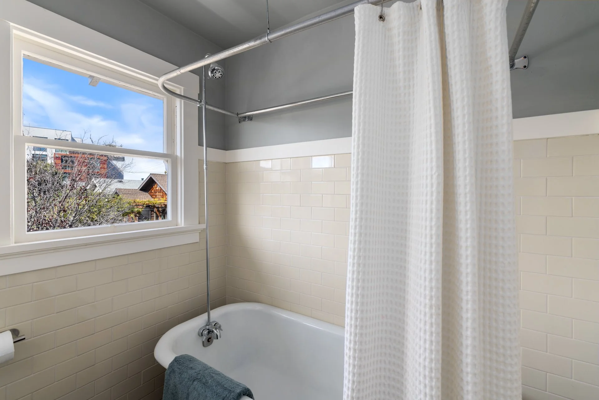 2705_Walker_St_Berkeley_CA_94705_Web_MLS_72ppi-32.jpg