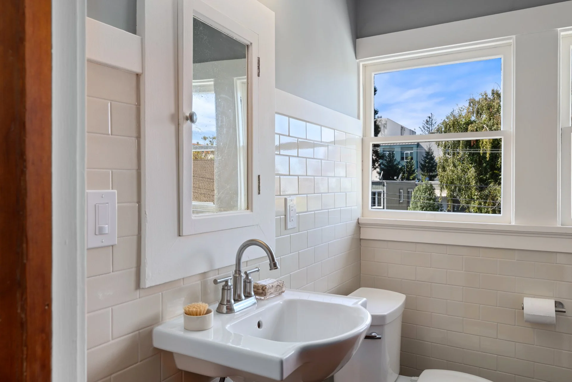 2705_Walker_St_Berkeley_CA_94705_Web_MLS_72ppi-33.jpg