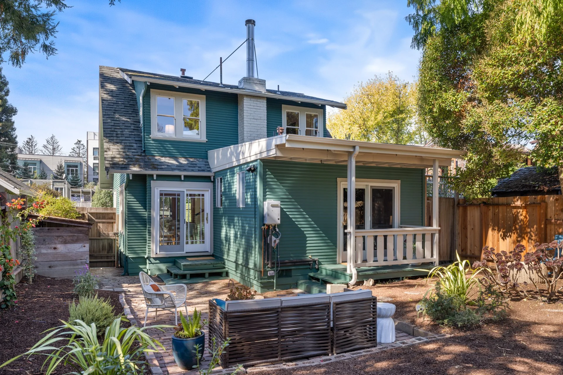 2705_Walker_St_Berkeley_CA_94705_Web_MLS_72ppi-43.jpg