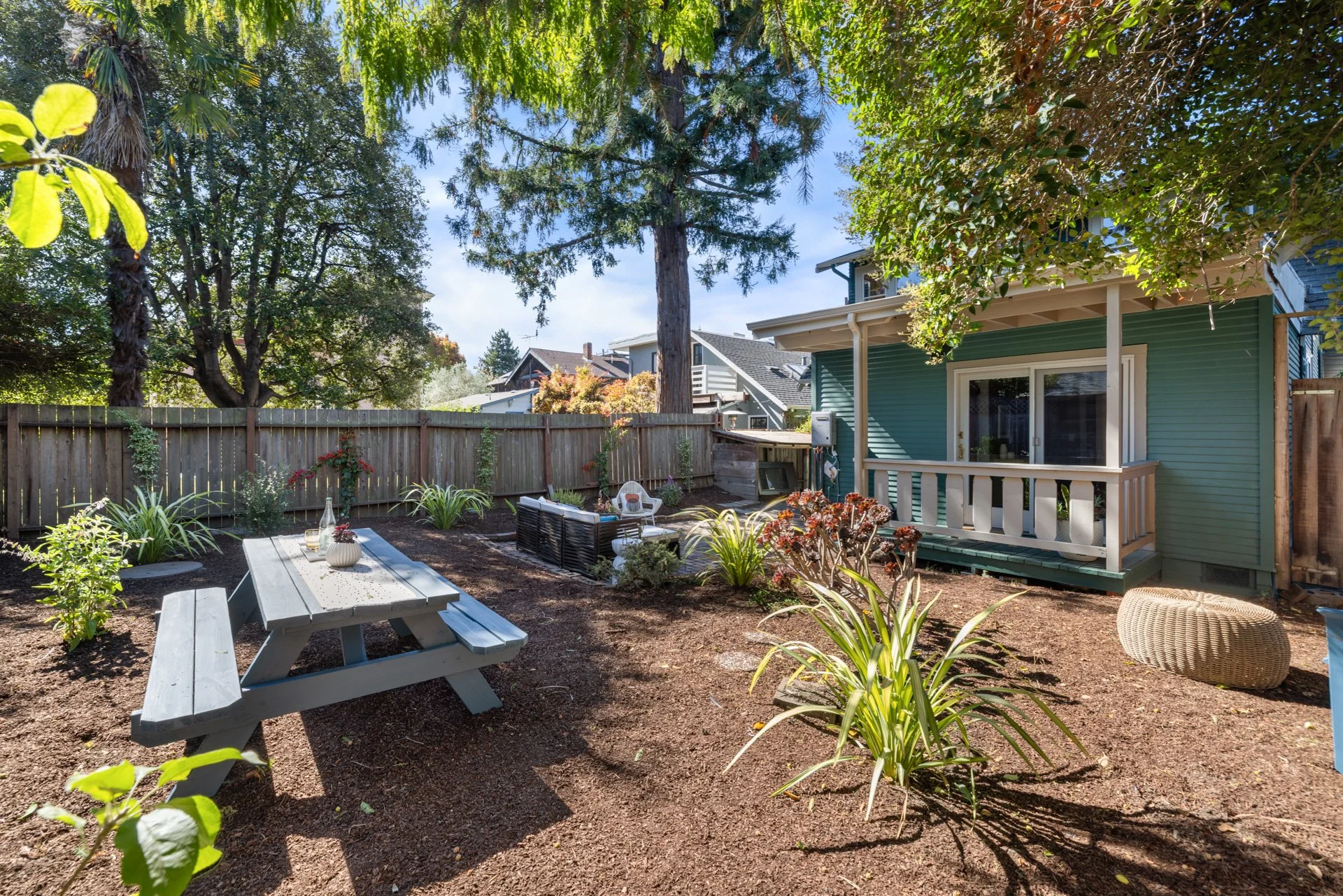 2705_Walker_St_Berkeley_CA_94705_Web_MLS_72ppi-45.jpg