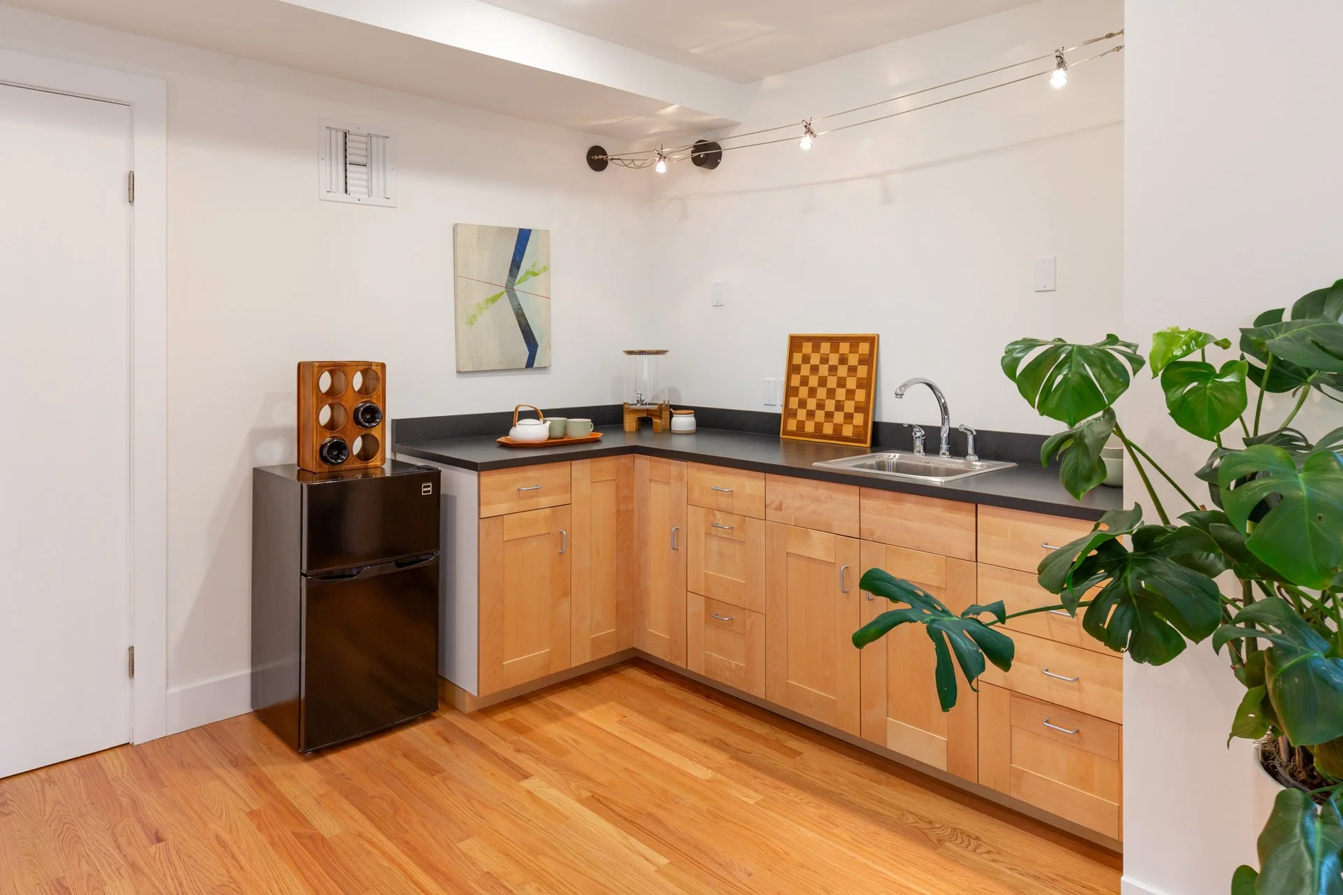 2004_Yolo_Ave_Berkeley_CA_94707_Web_MLS_72ppi-63.jpg