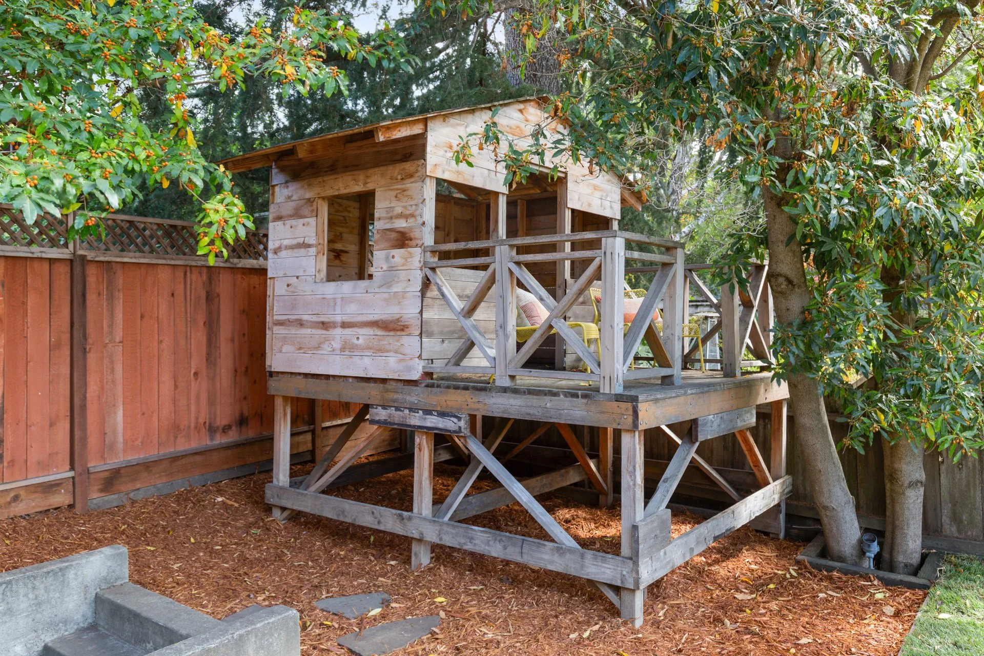 2004_Yolo_Ave_Berkeley_CA_94707_Web_MLS_72ppi-83.jpg