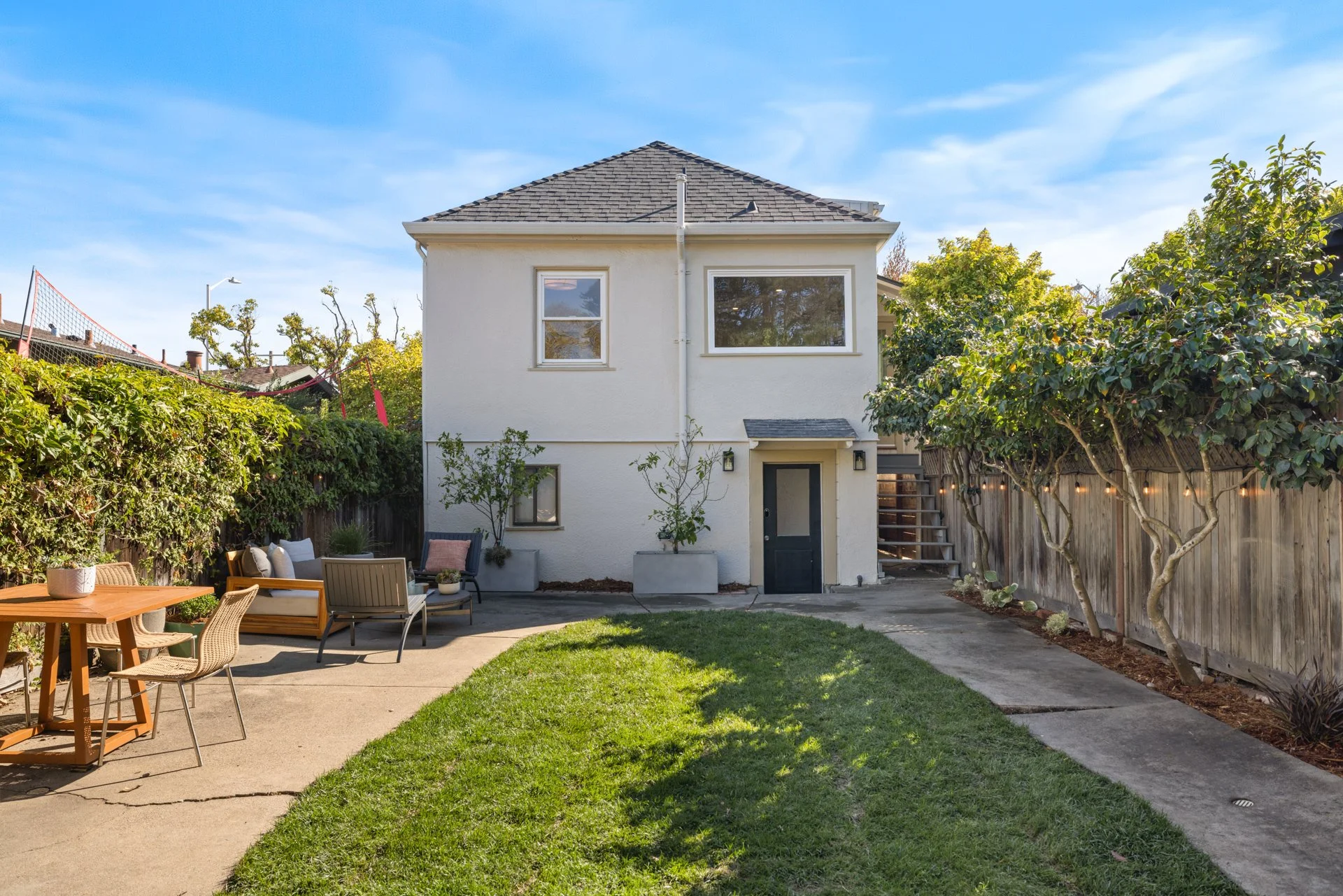 1231_Marin_Ave_Albany_CA_94706_Web_MLS_72ppi-57.jpg